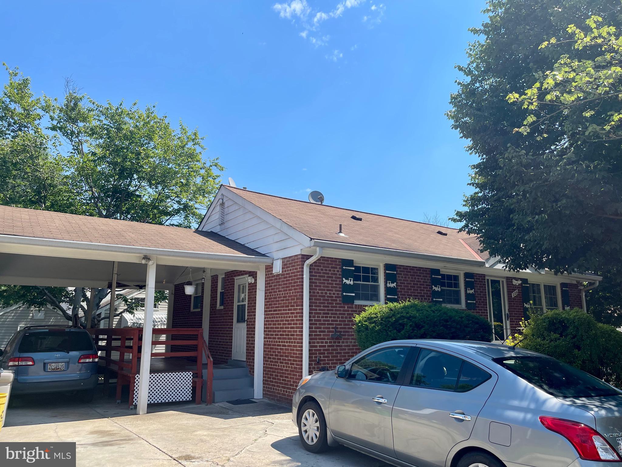 ADELPHI HILLS - Residential