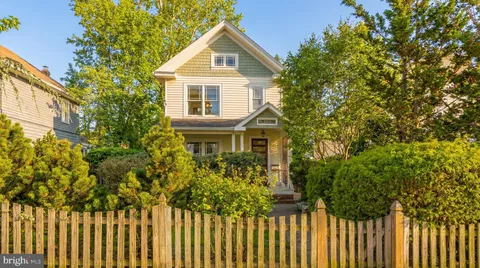 4114 Emery Place NW, Washington, DC 20016 - #: DCDC2252096