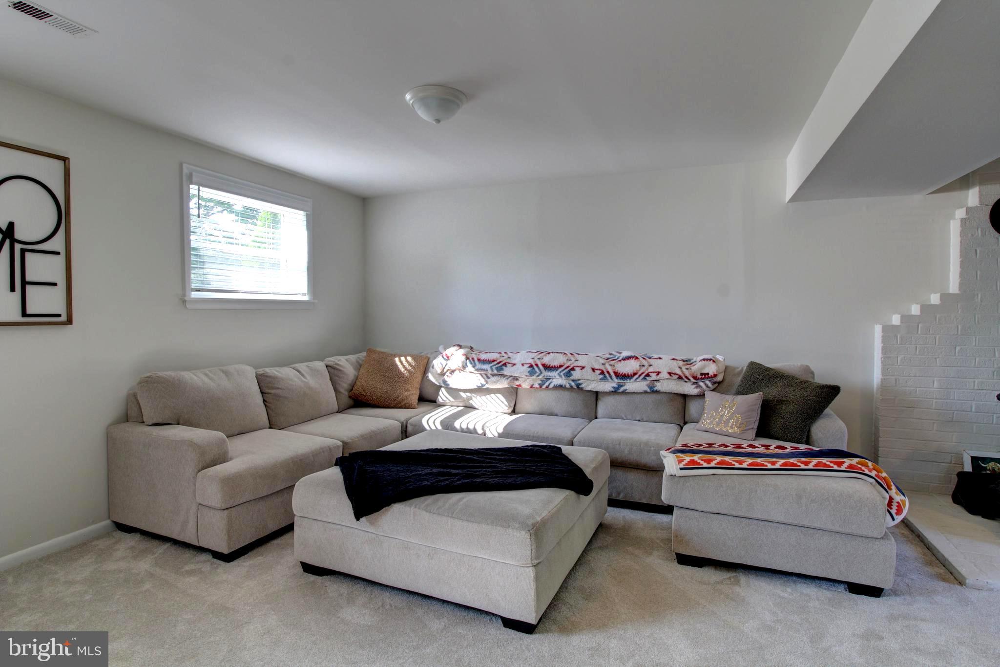 WARRENTON LAKES - Residential