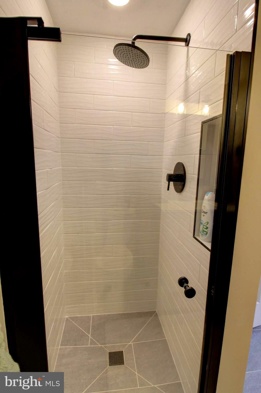 WARRENTON LAKES - Residential