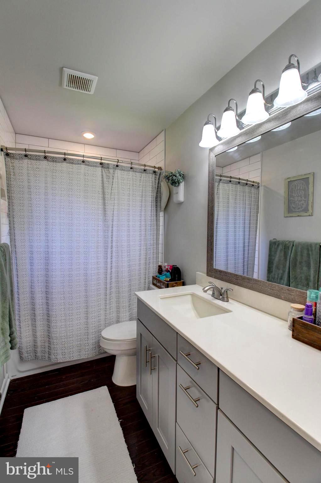 WARRENTON LAKES - Residential