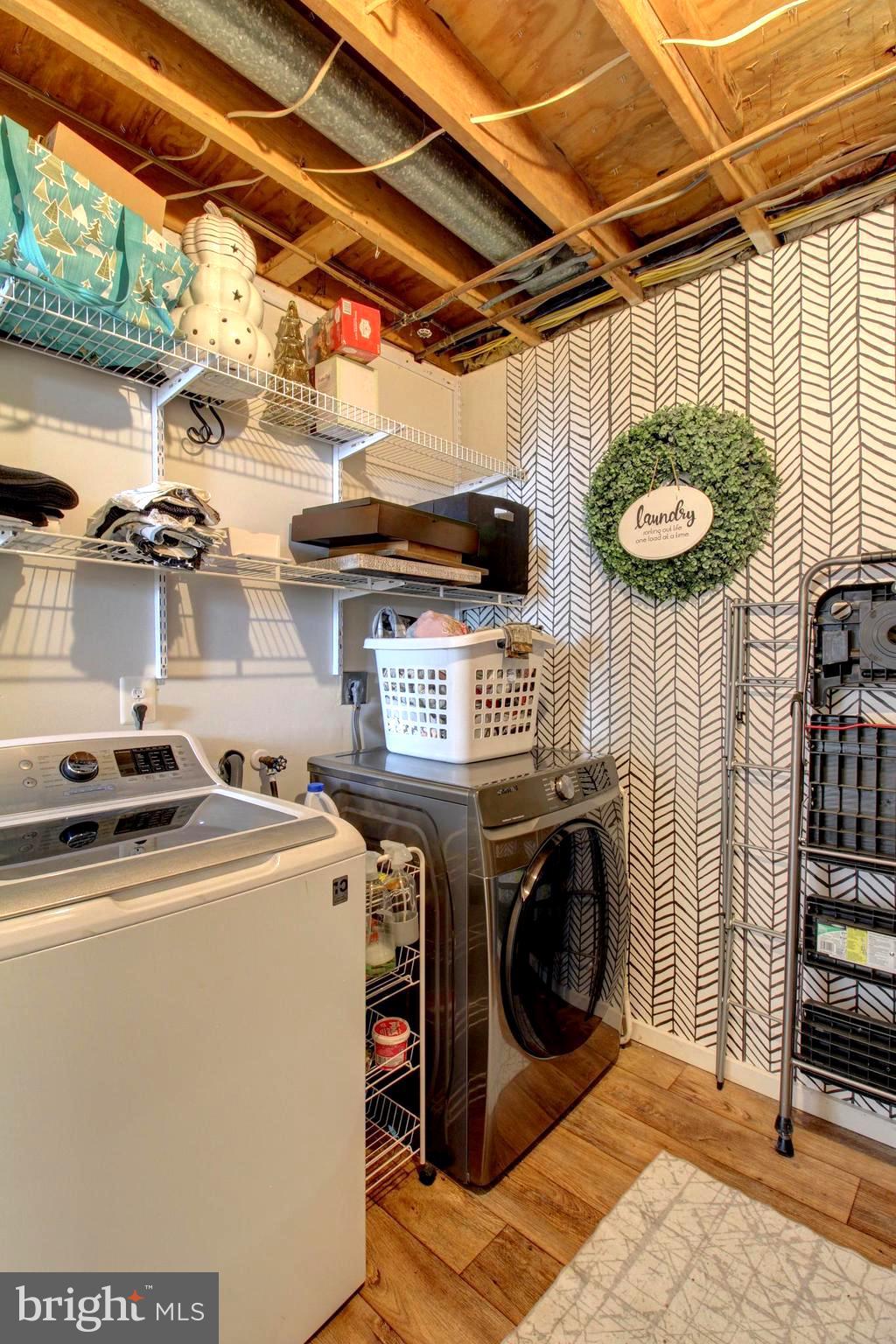 WARRENTON LAKES - Residential