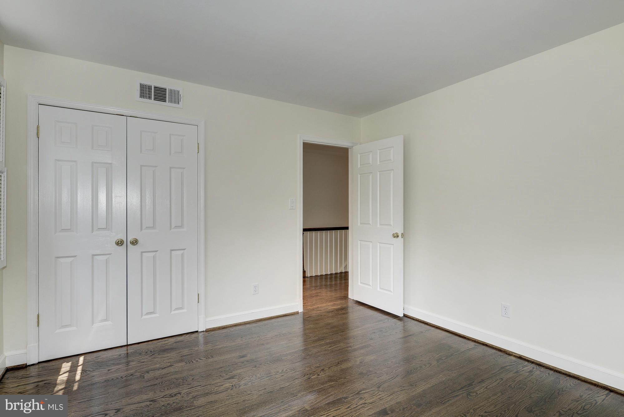 WESTMORELAND HILLS - Residential