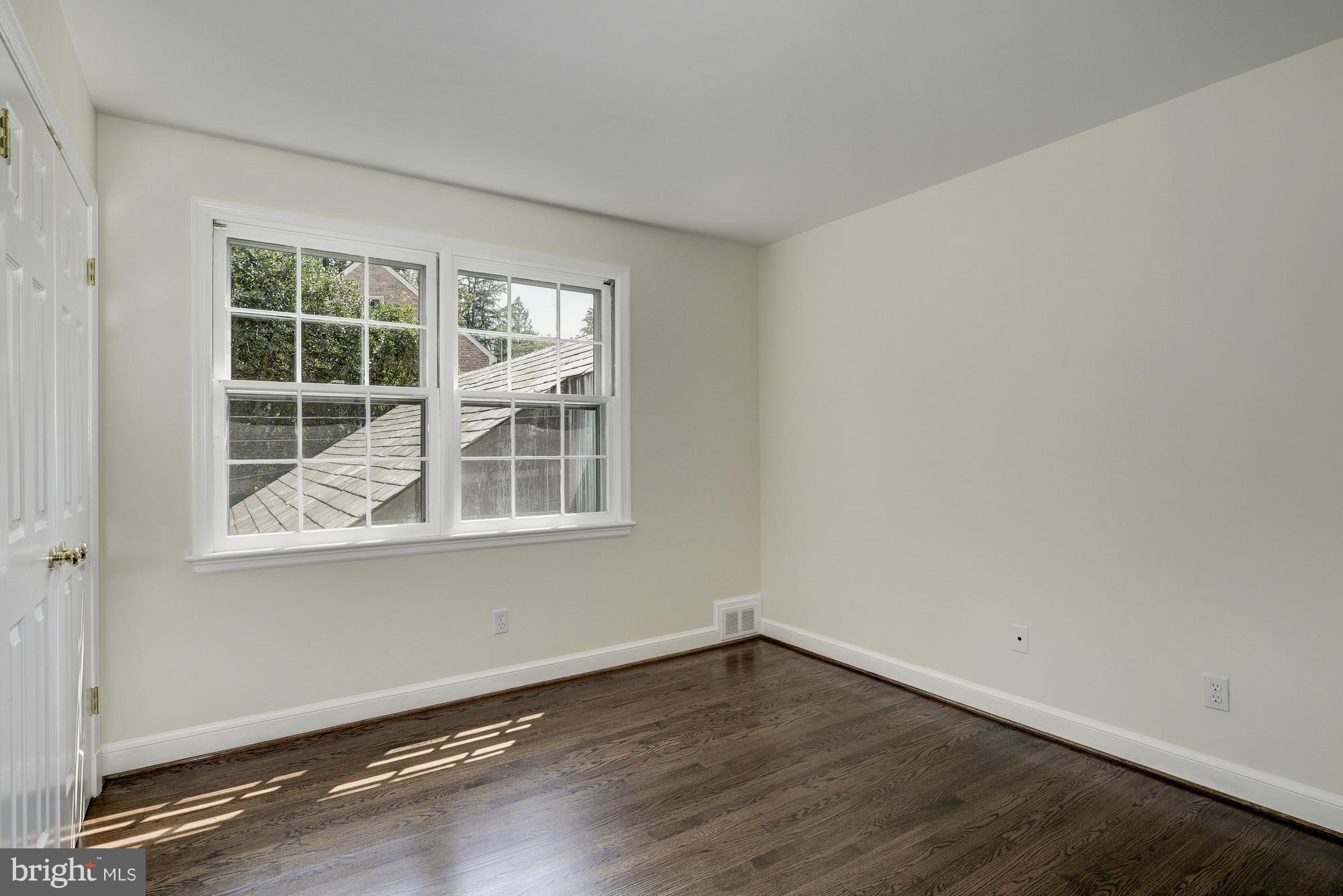 WESTMORELAND HILLS - Residential