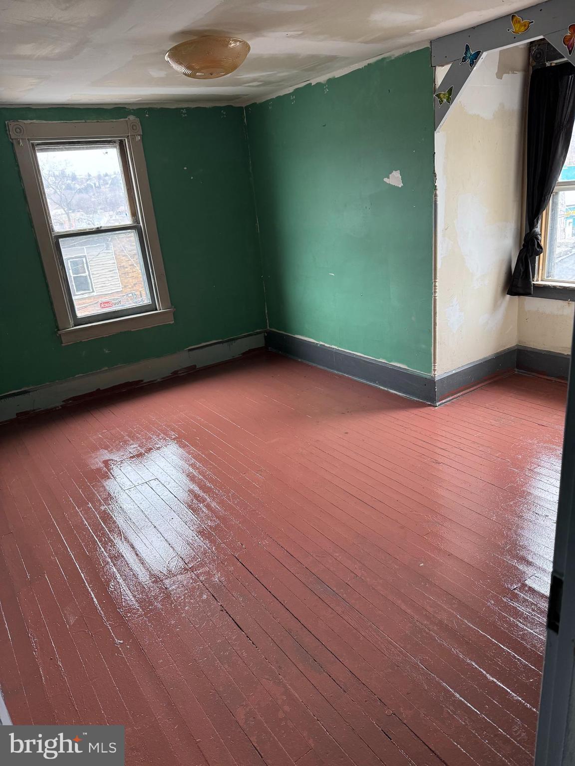 NONE AVAILABEL - Residential