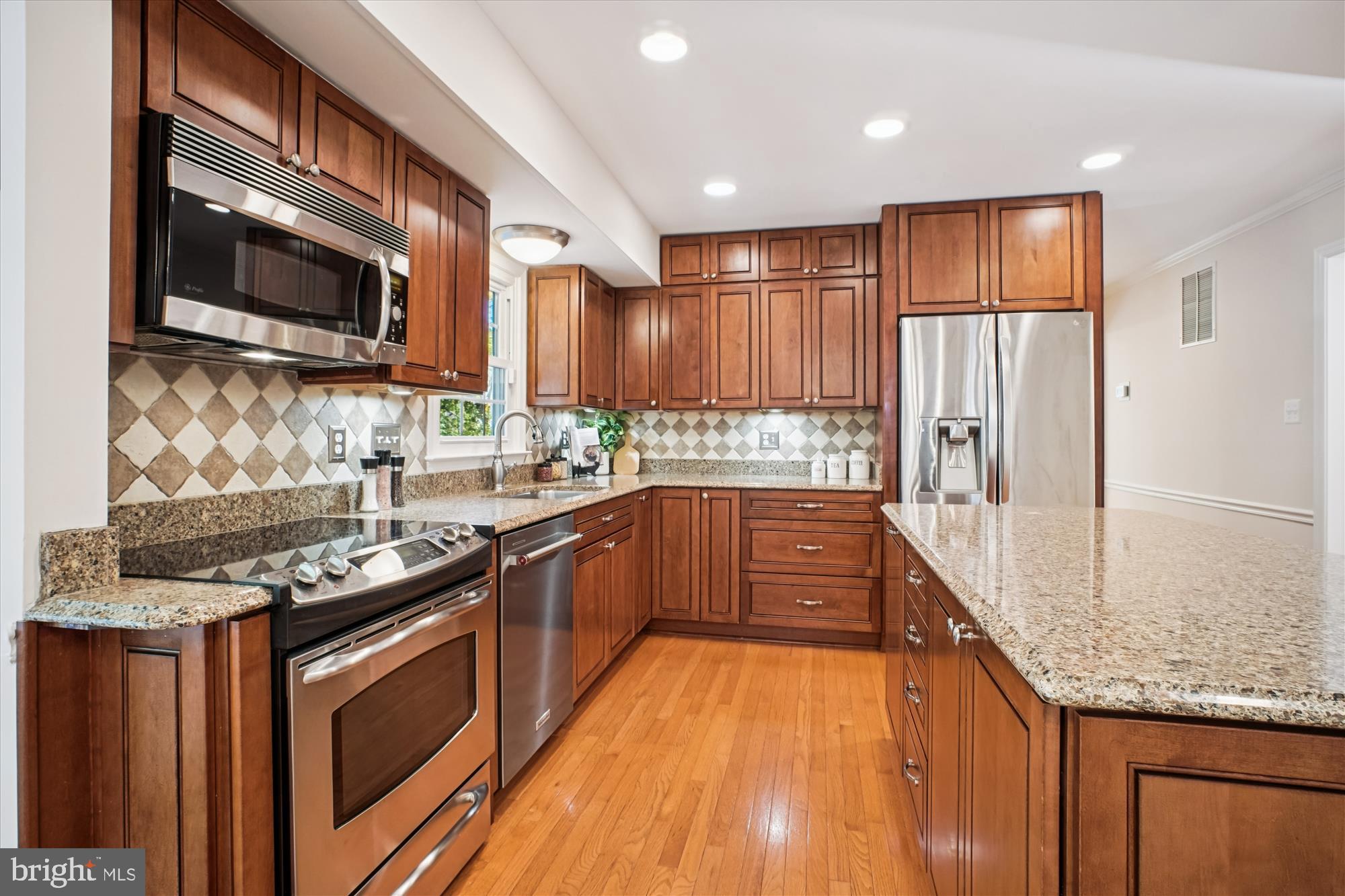 FRANKLIN FARM - Residential