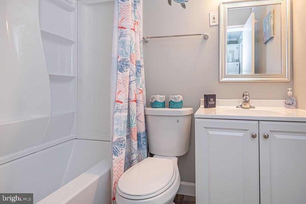 BAYSHORE CM - Residential