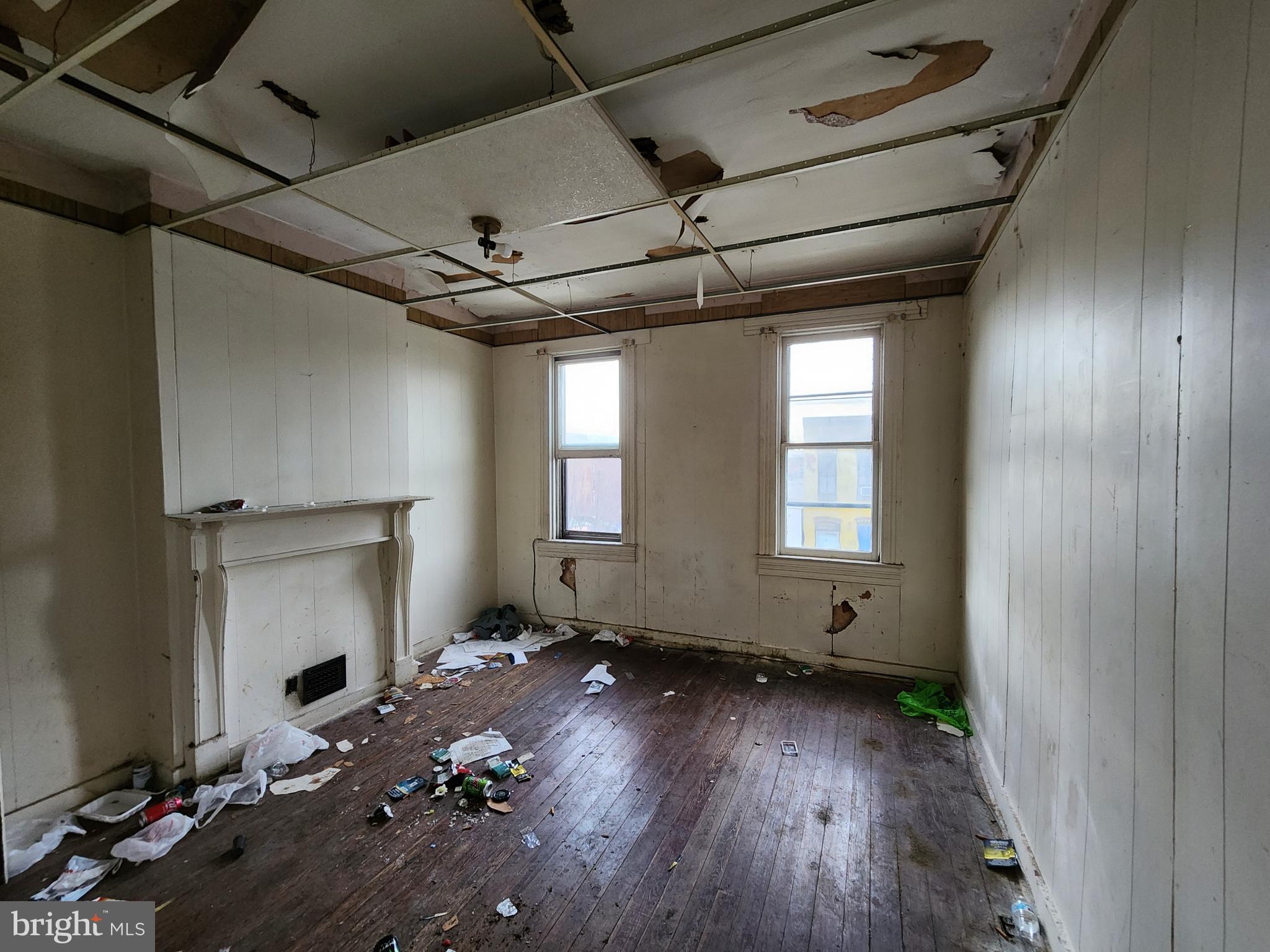 HIGHLANDTOWN - Residential