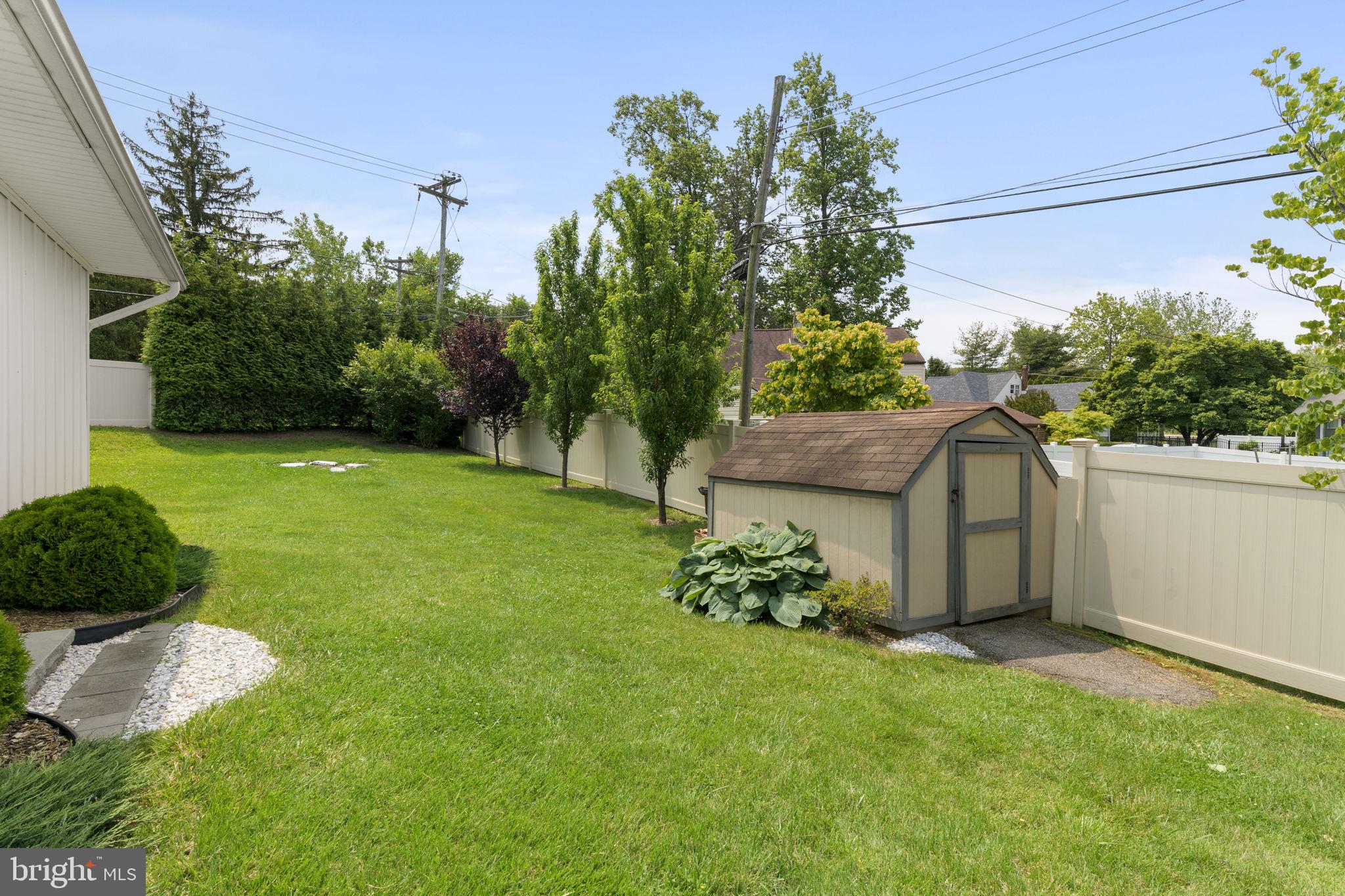 HUGHES PARK - Residential