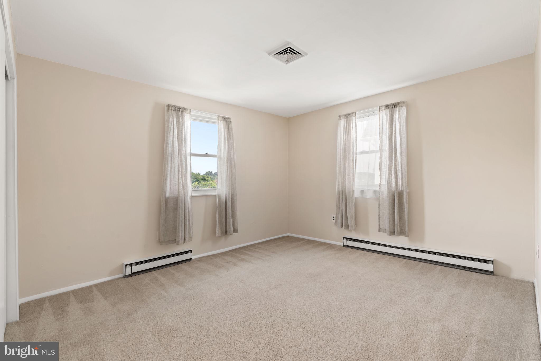 HUGHES PARK - Residential