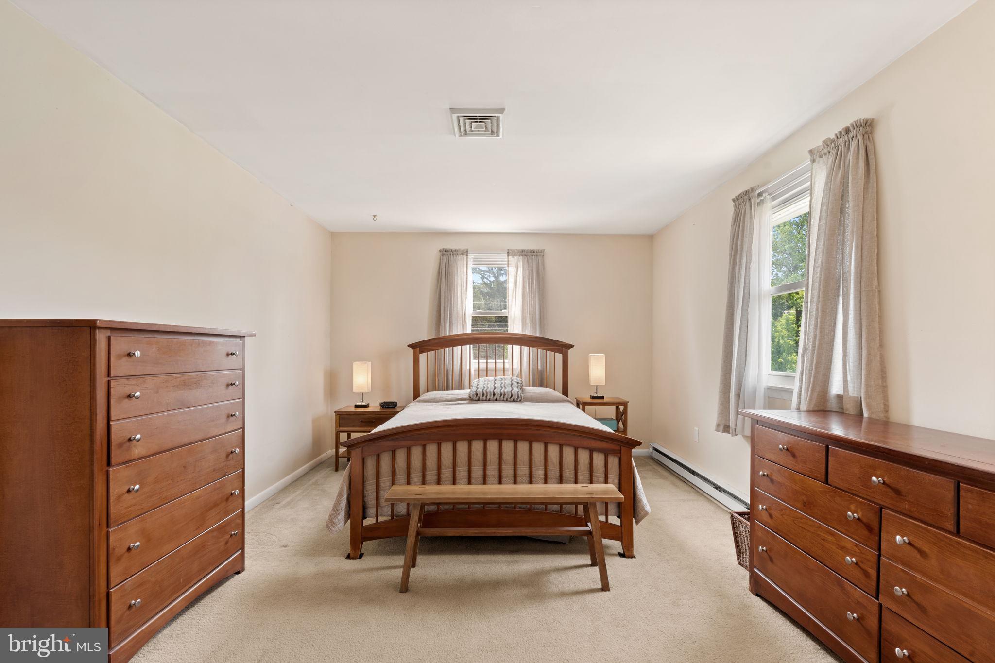 HUGHES PARK - Residential