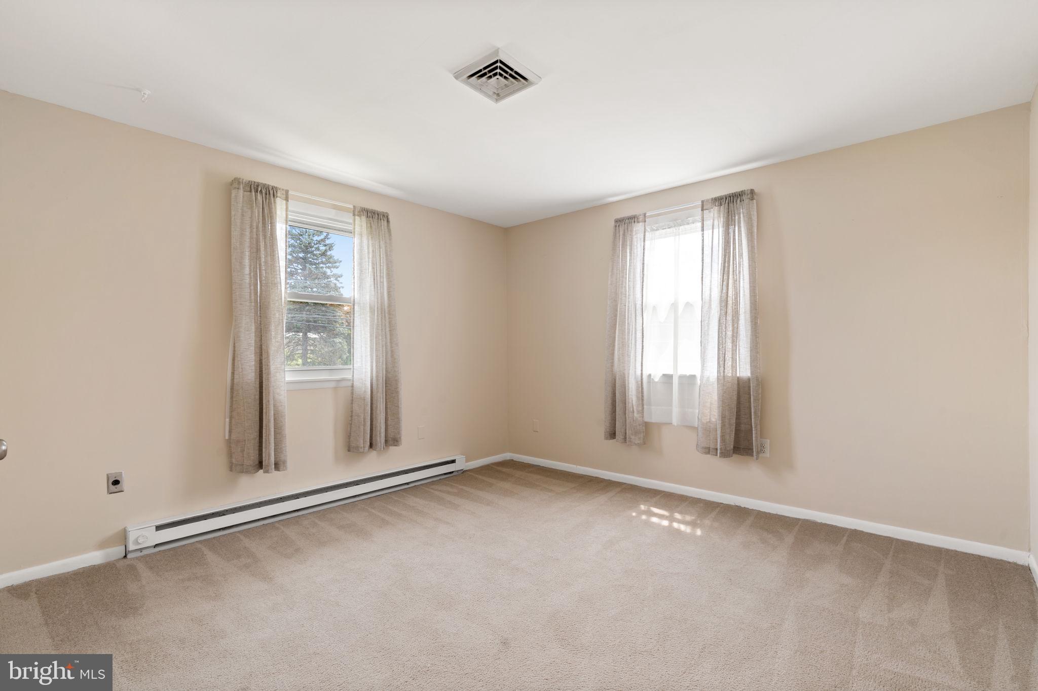 HUGHES PARK - Residential