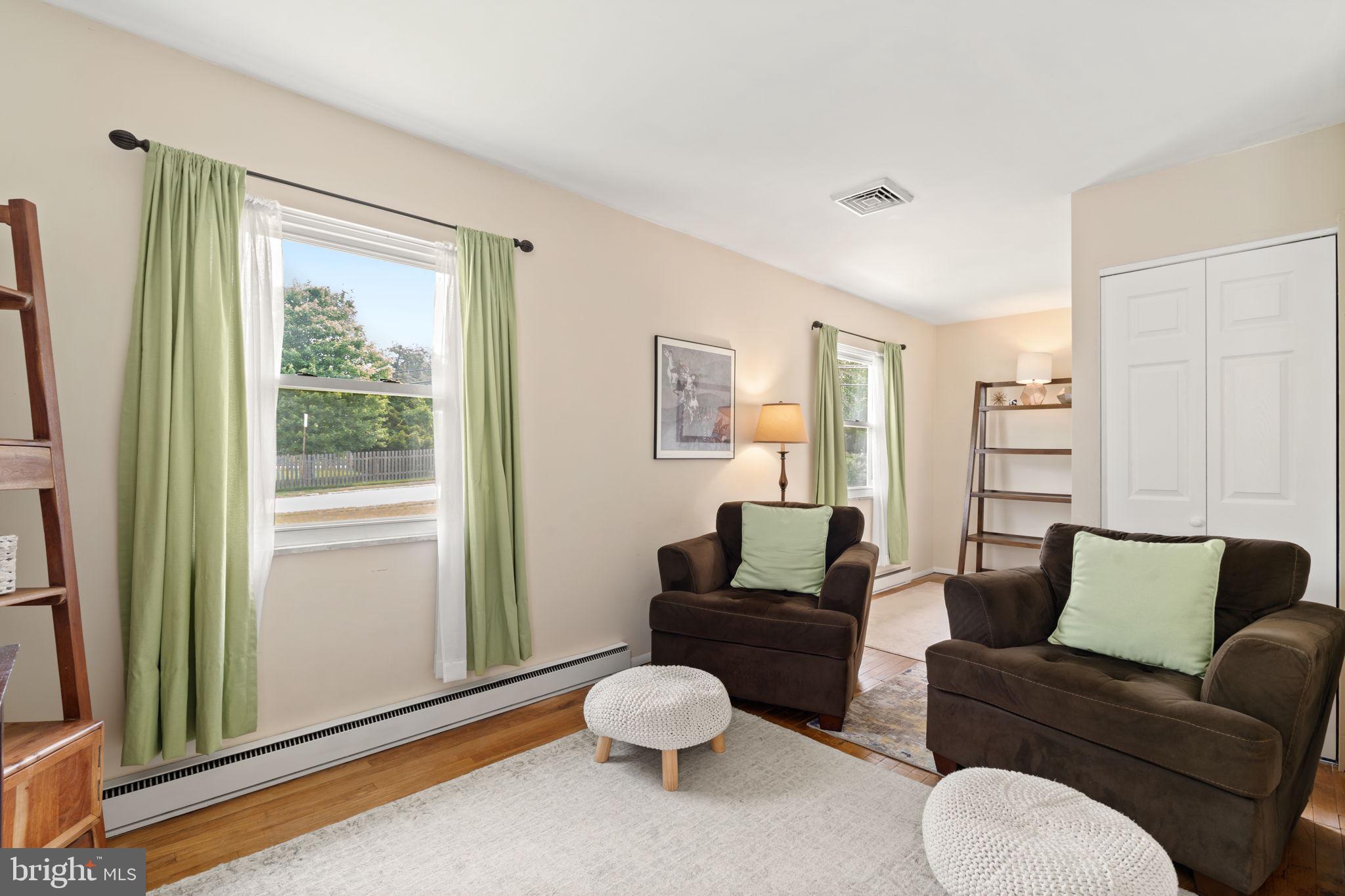 HUGHES PARK - Residential