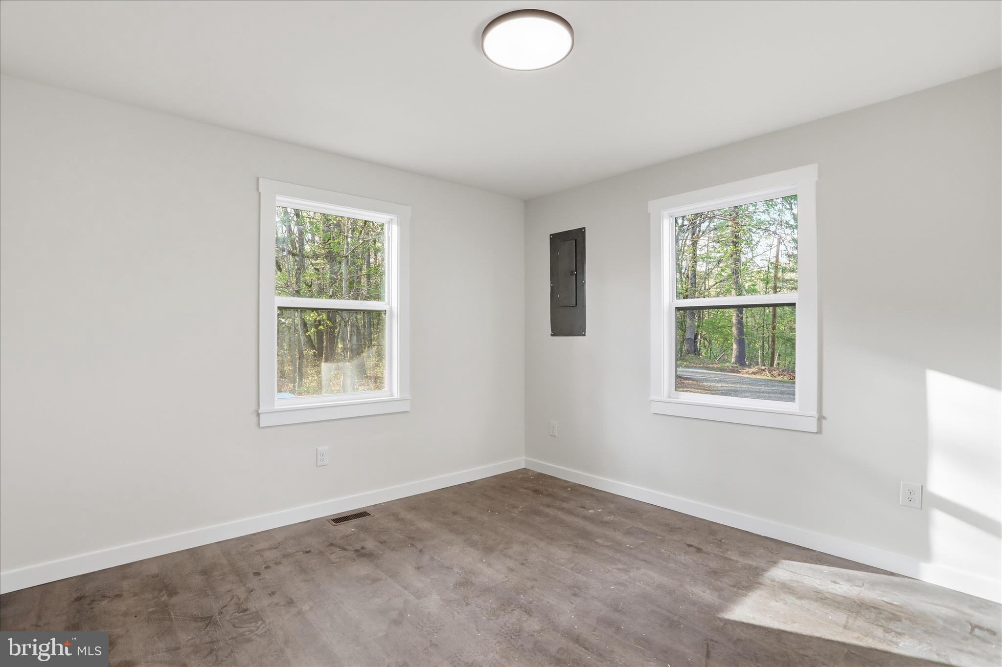 RIVER VIEW - Residential