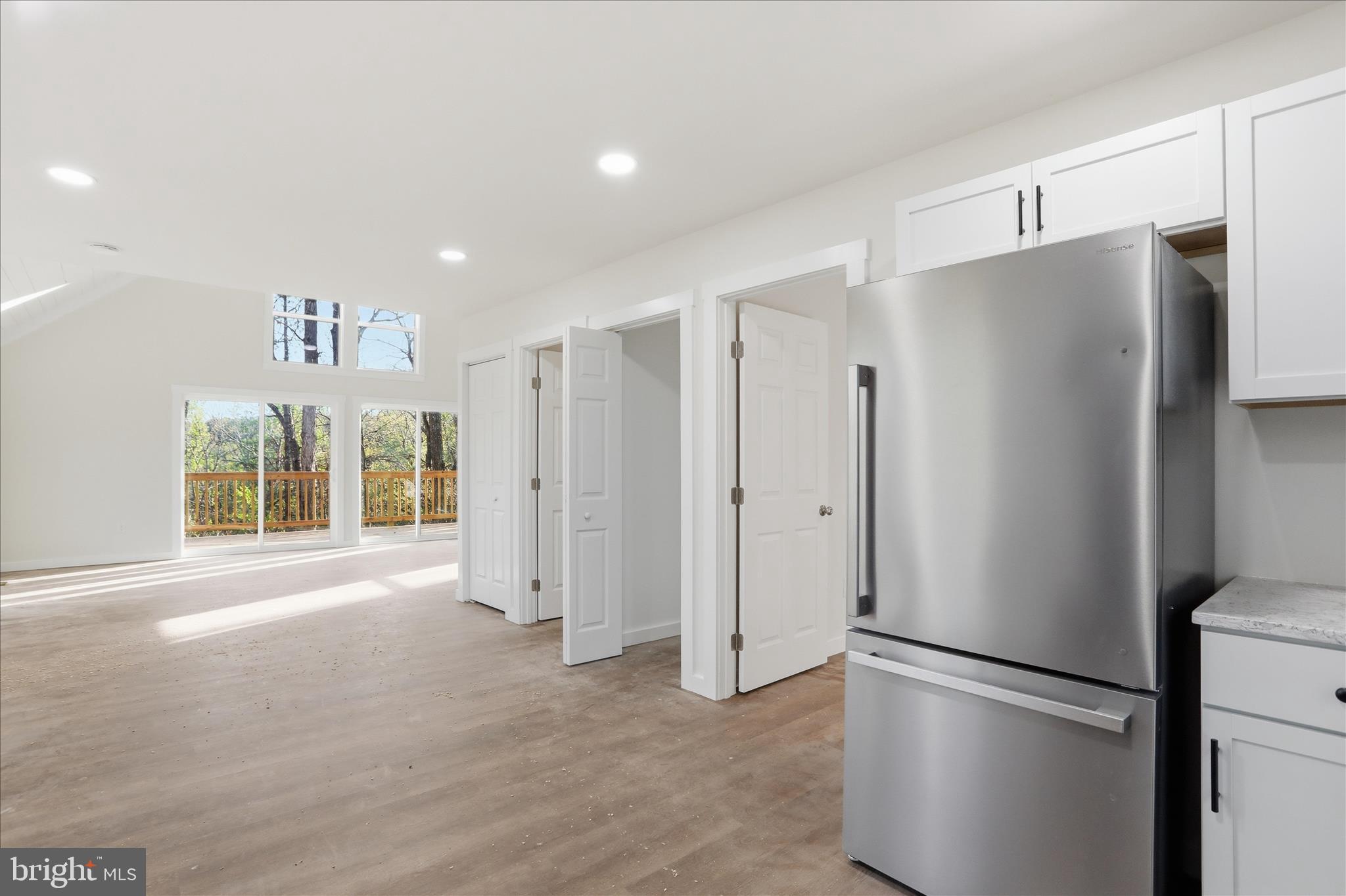 RIVER VIEW - Residential