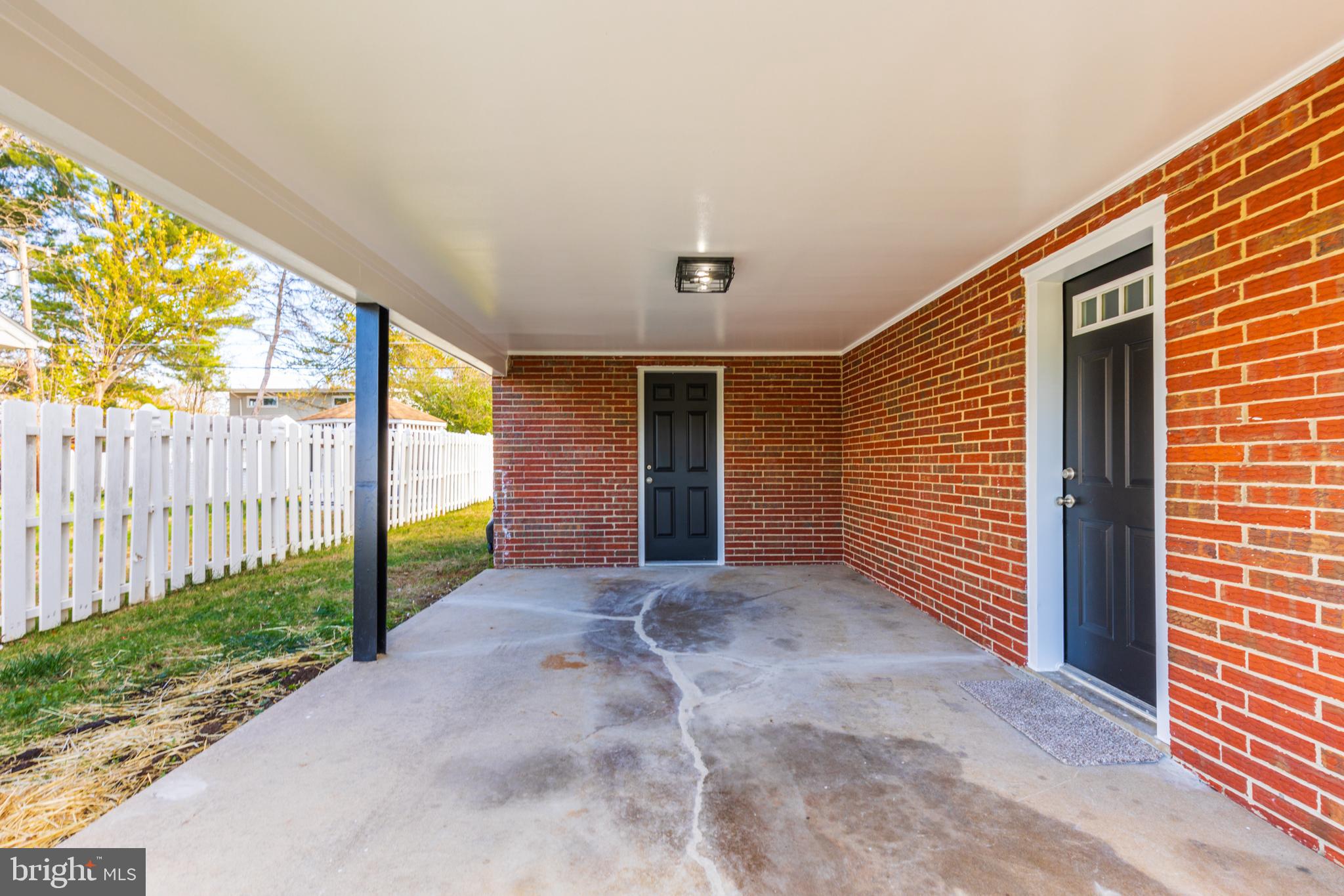 PIKESVILLE - Residential