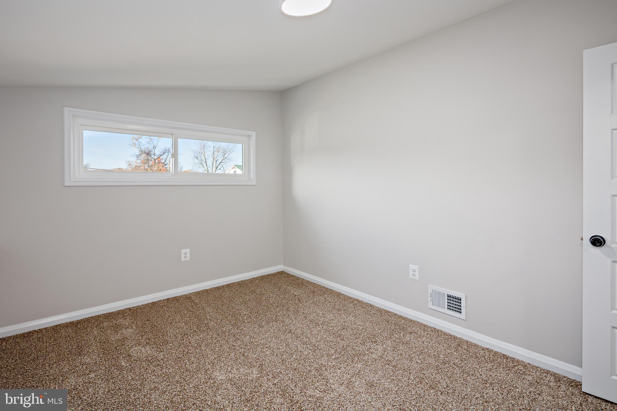 PIKESVILLE - Residential