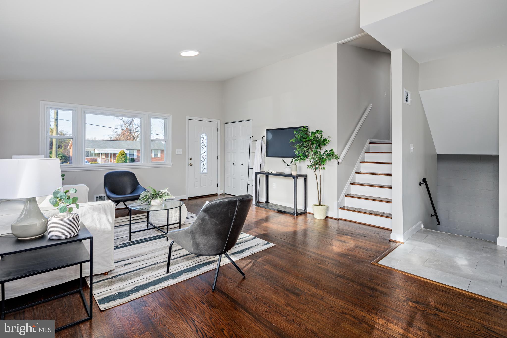 PIKESVILLE - Residential