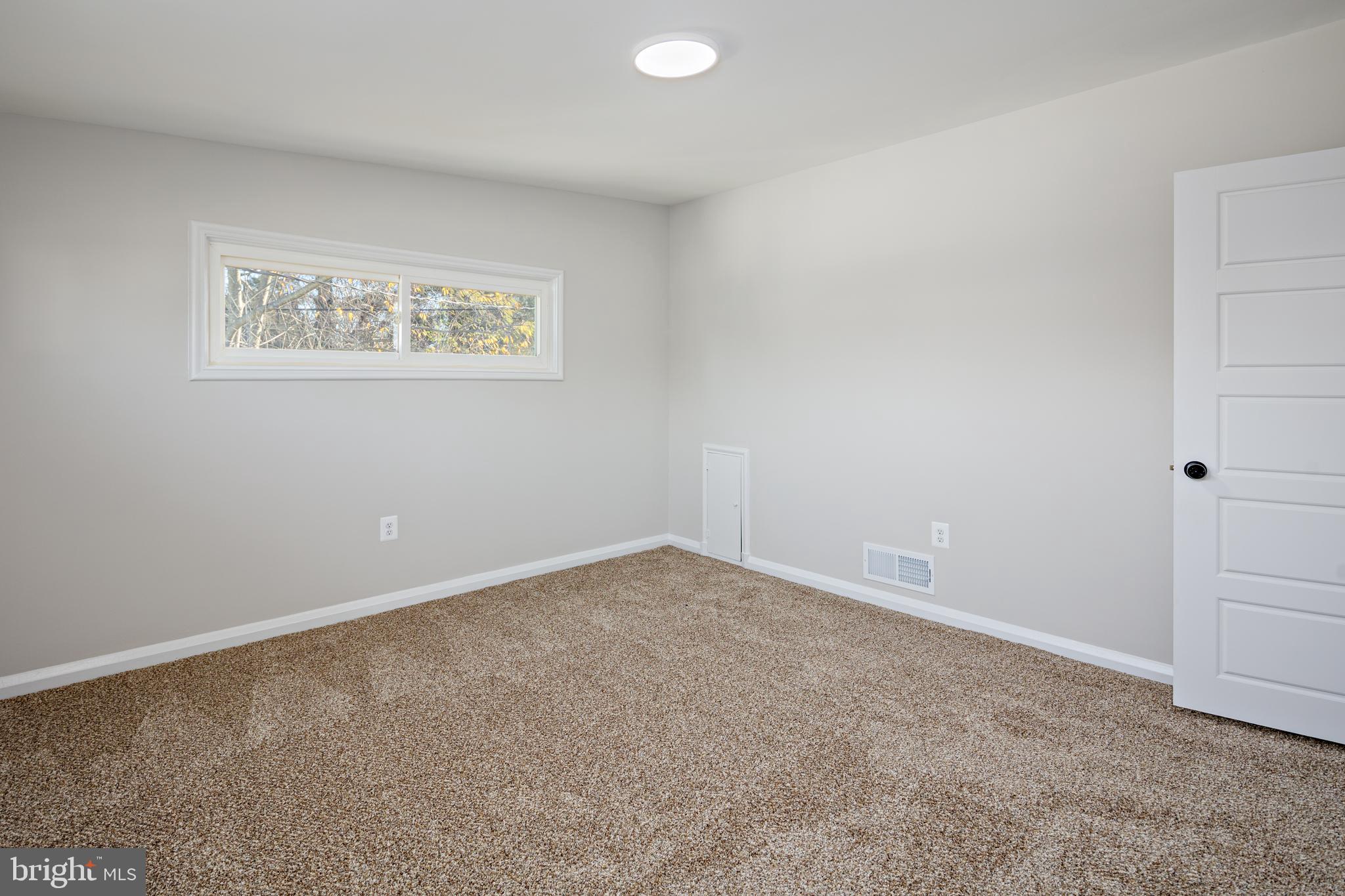 PIKESVILLE - Residential