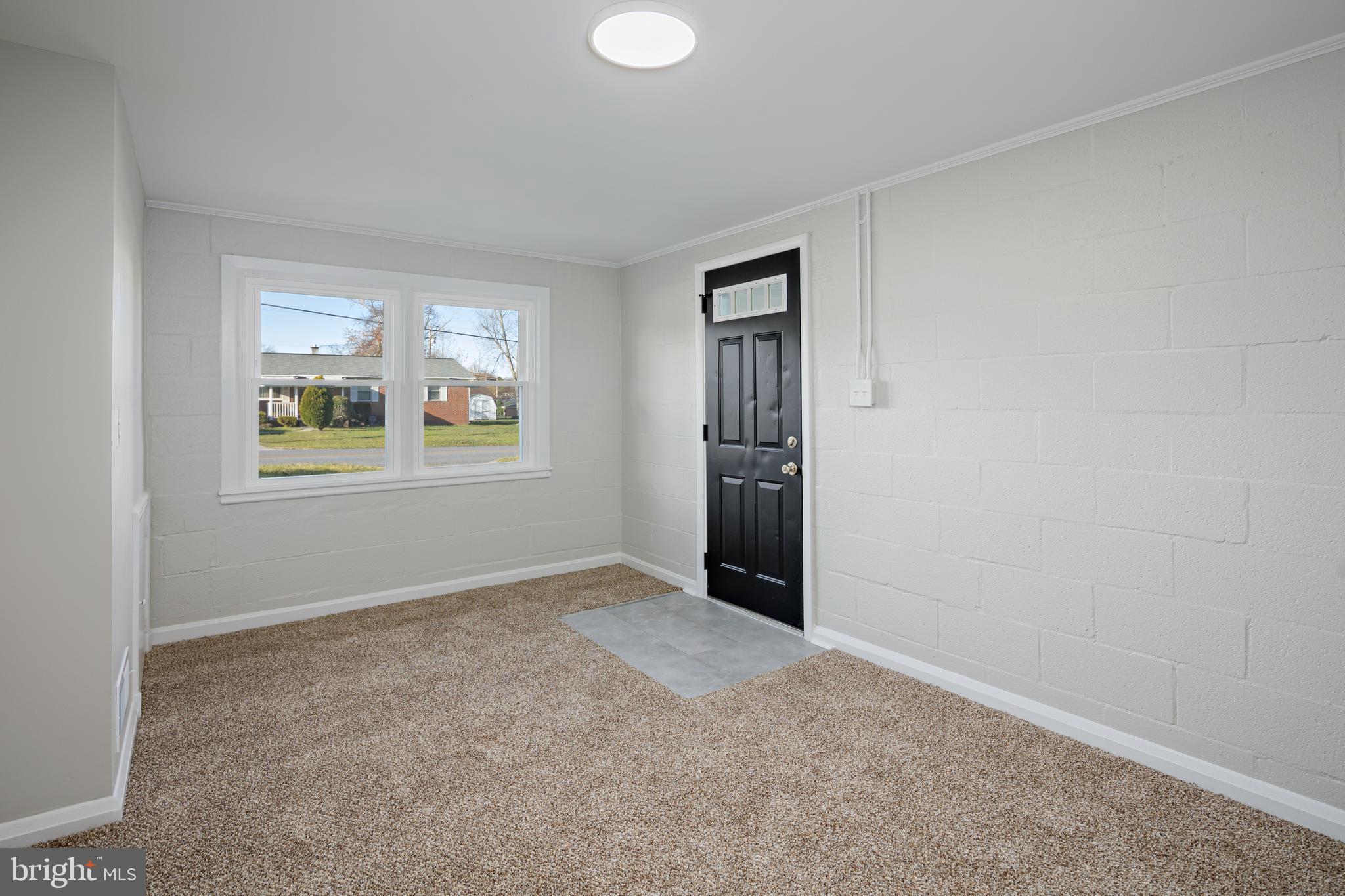 PIKESVILLE - Residential