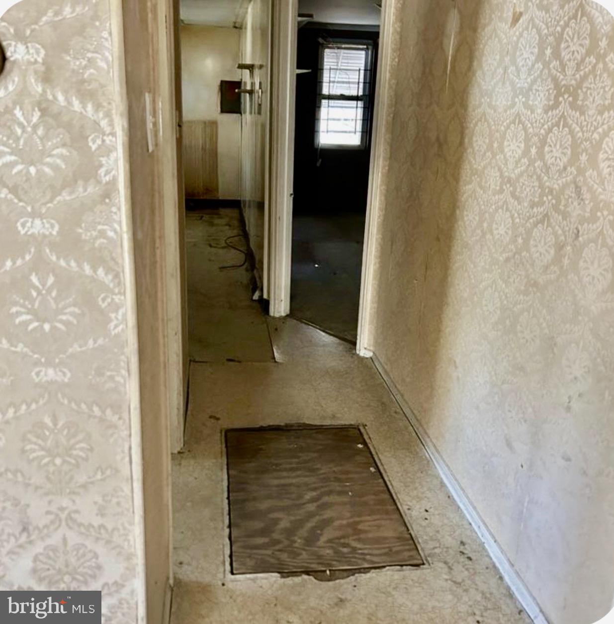 CHESTER HTS - Residential