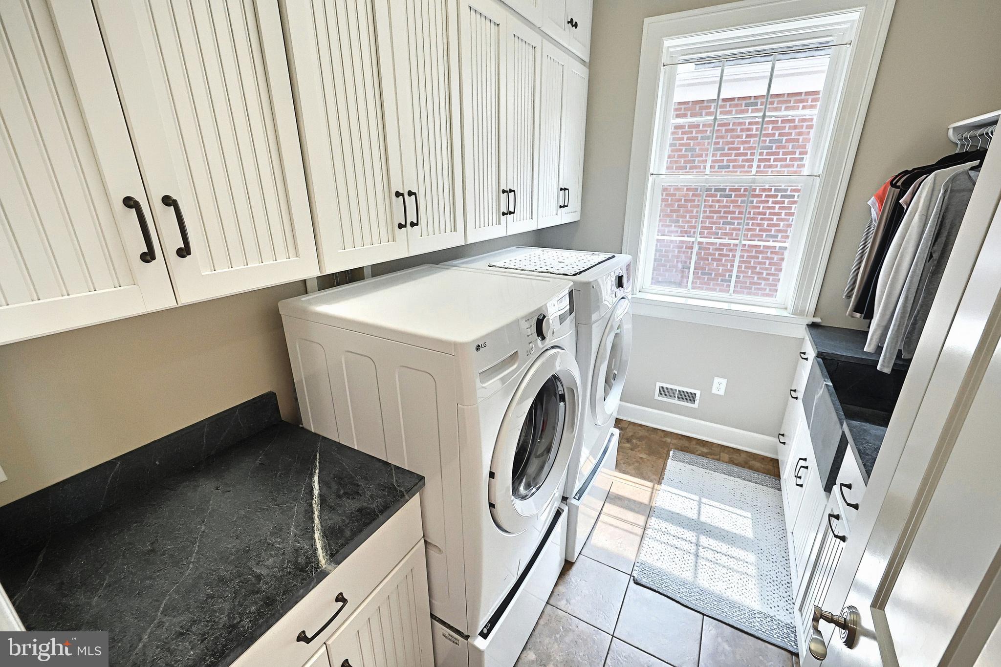 ROSENMILLER FARMS - Residential