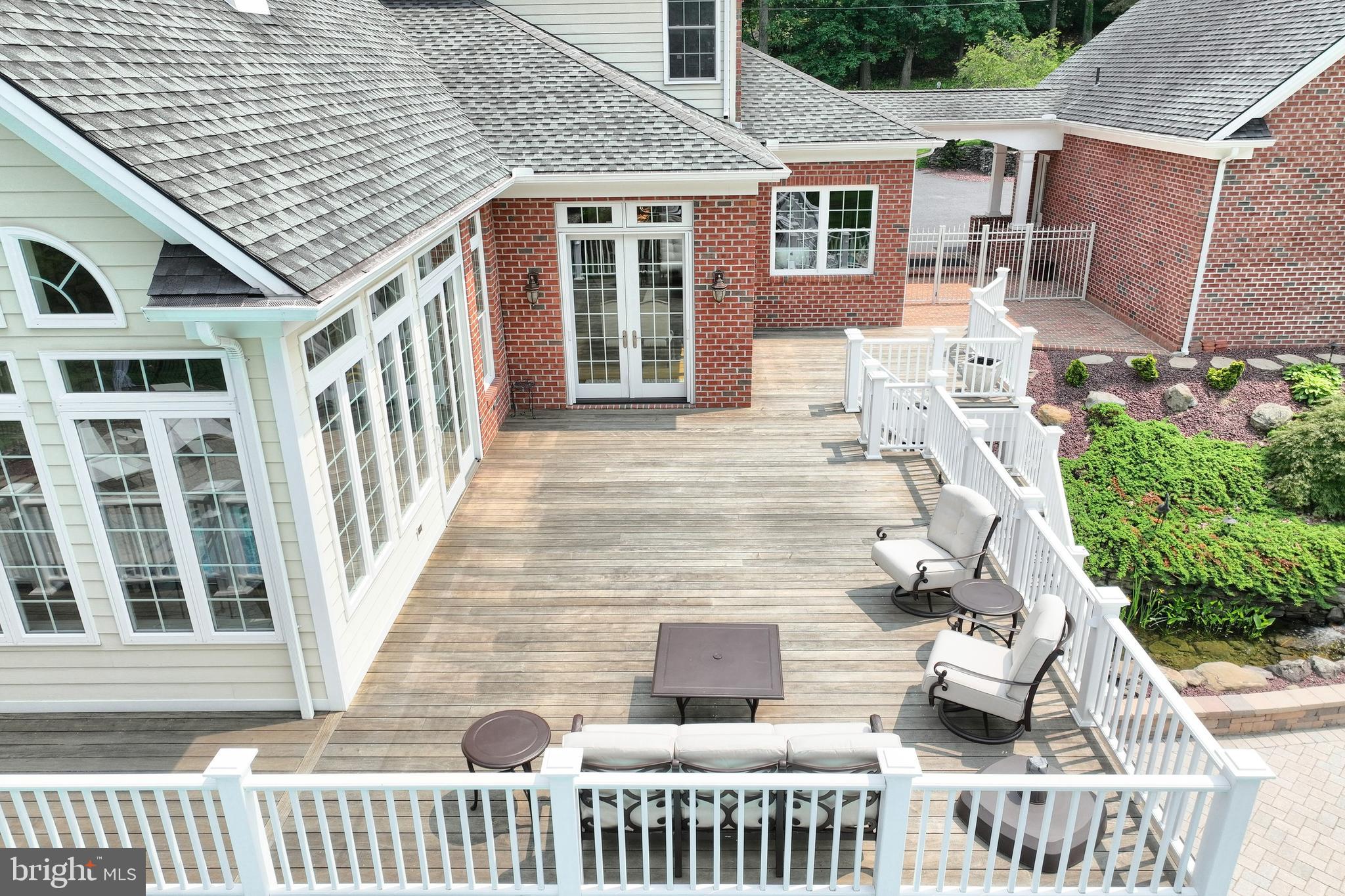 ROSENMILLER FARMS - Residential