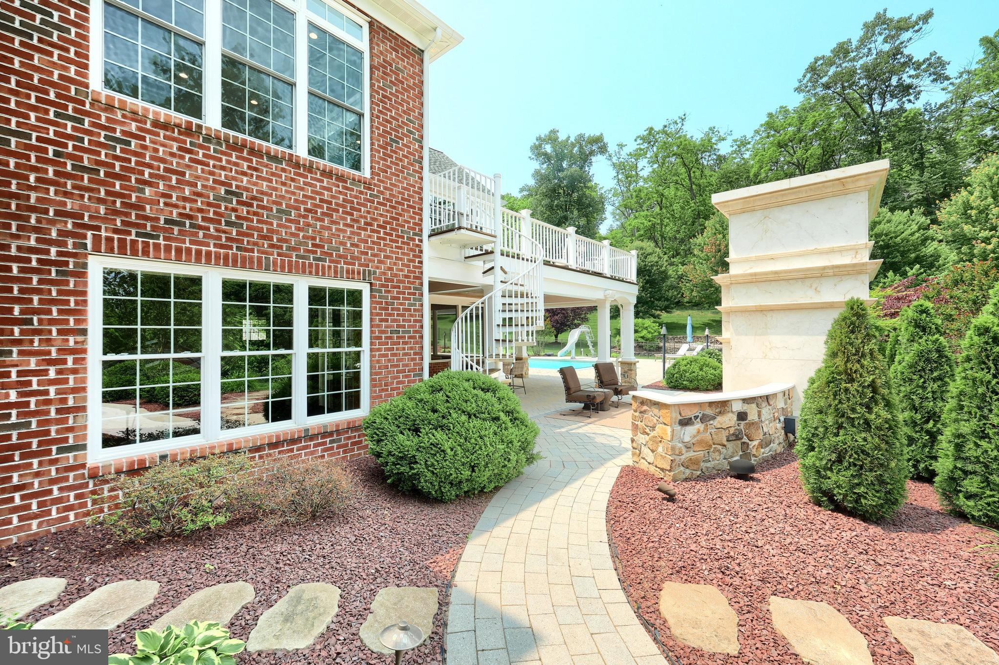 ROSENMILLER FARMS - Residential