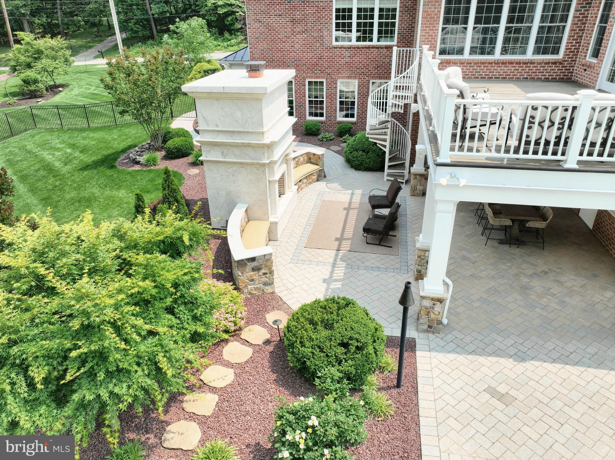 ROSENMILLER FARMS - Residential