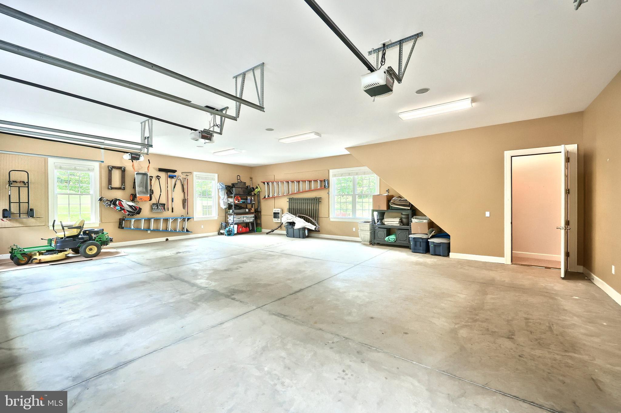 ROSENMILLER FARMS - Residential