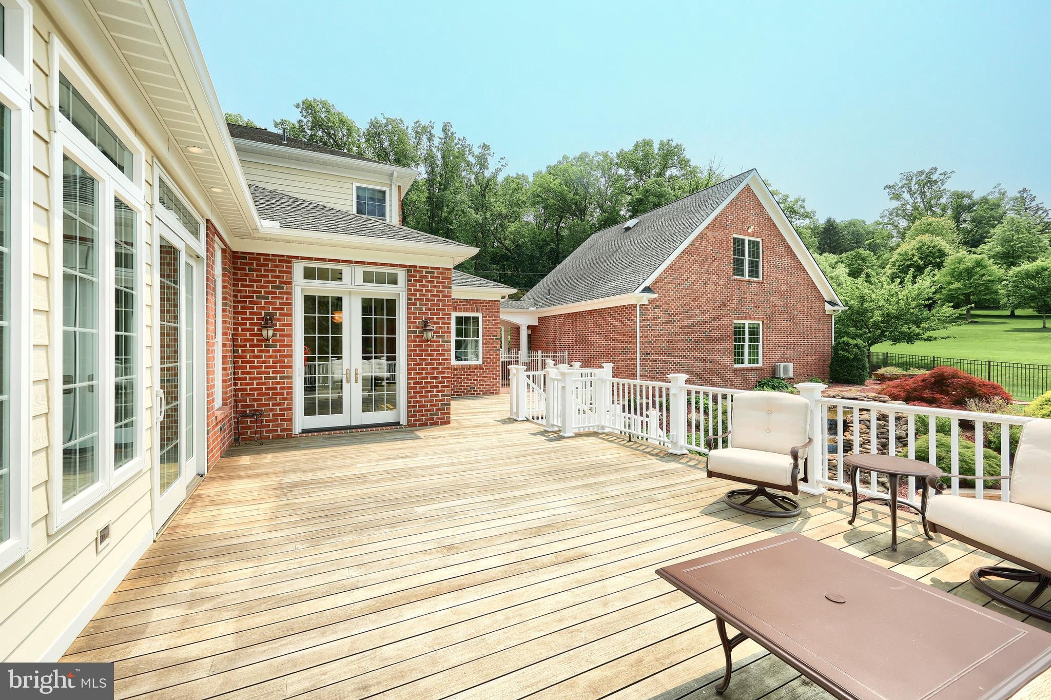 ROSENMILLER FARMS - Residential