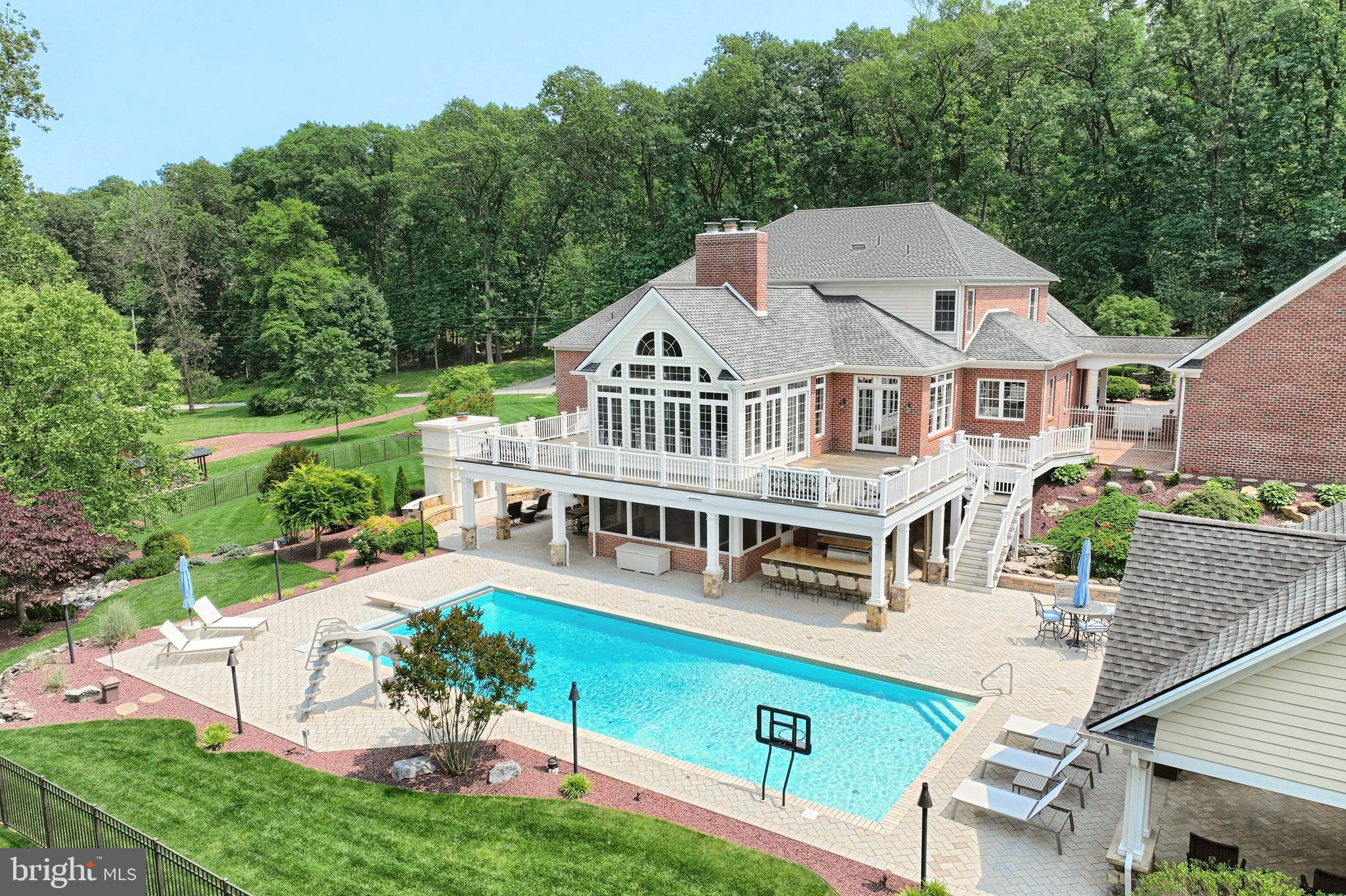 471 SHADY DELL ROAD