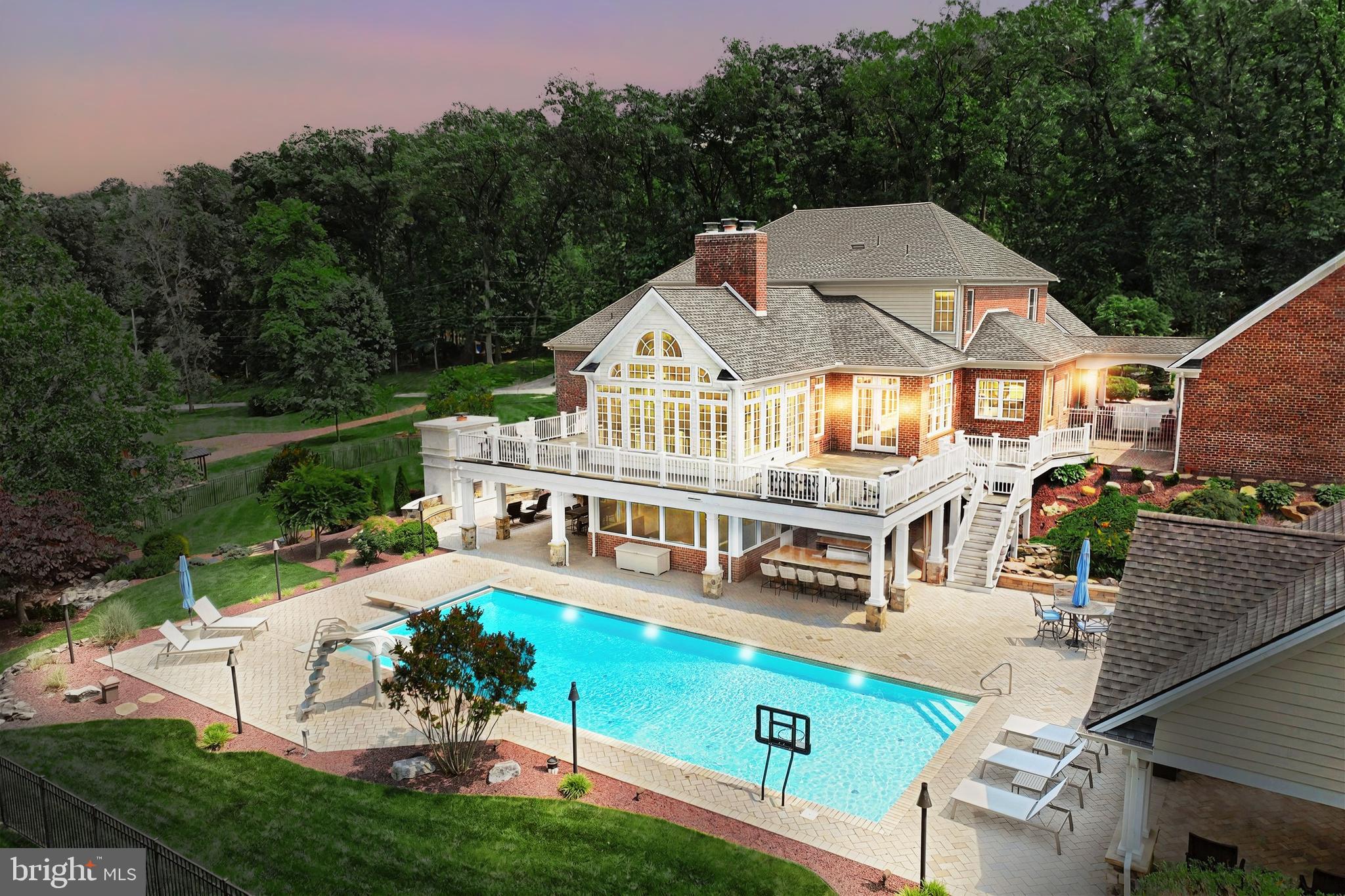471 SHADY DELL ROAD