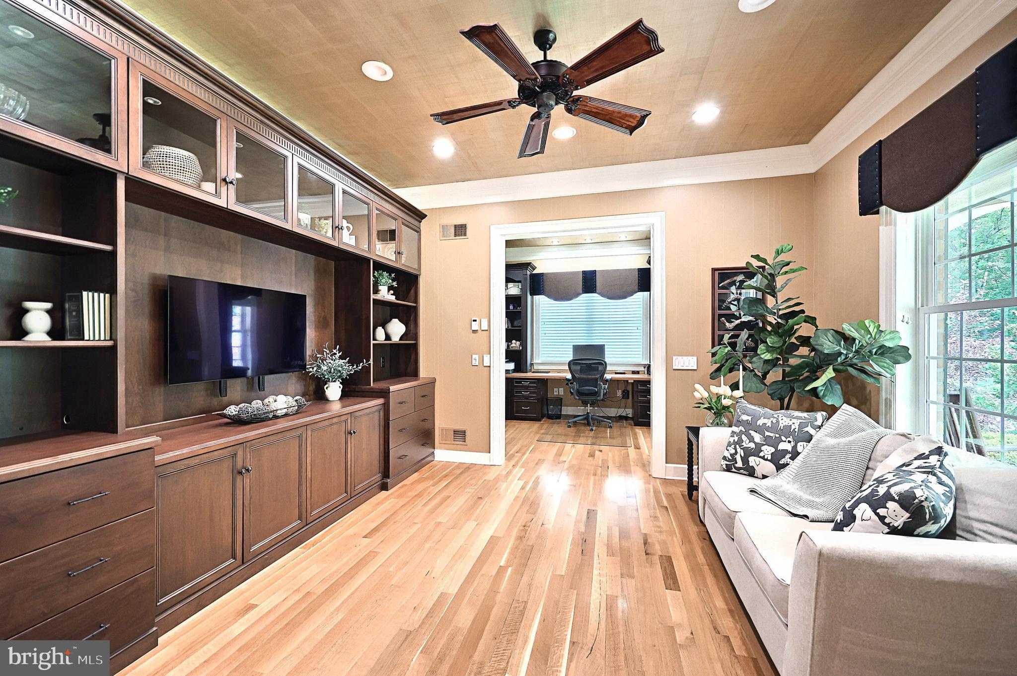 ROSENMILLER FARMS - Residential