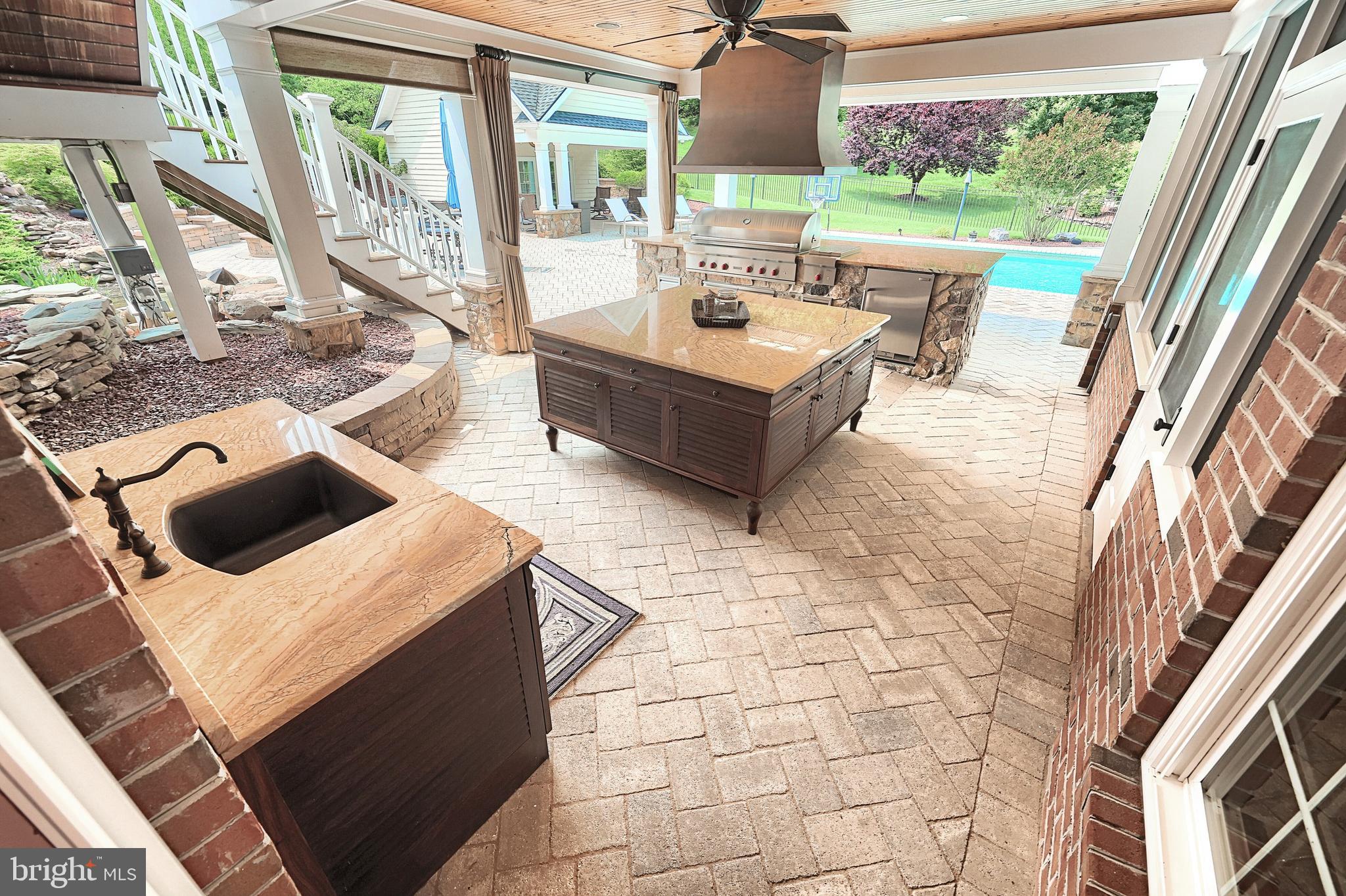 ROSENMILLER FARMS - Residential