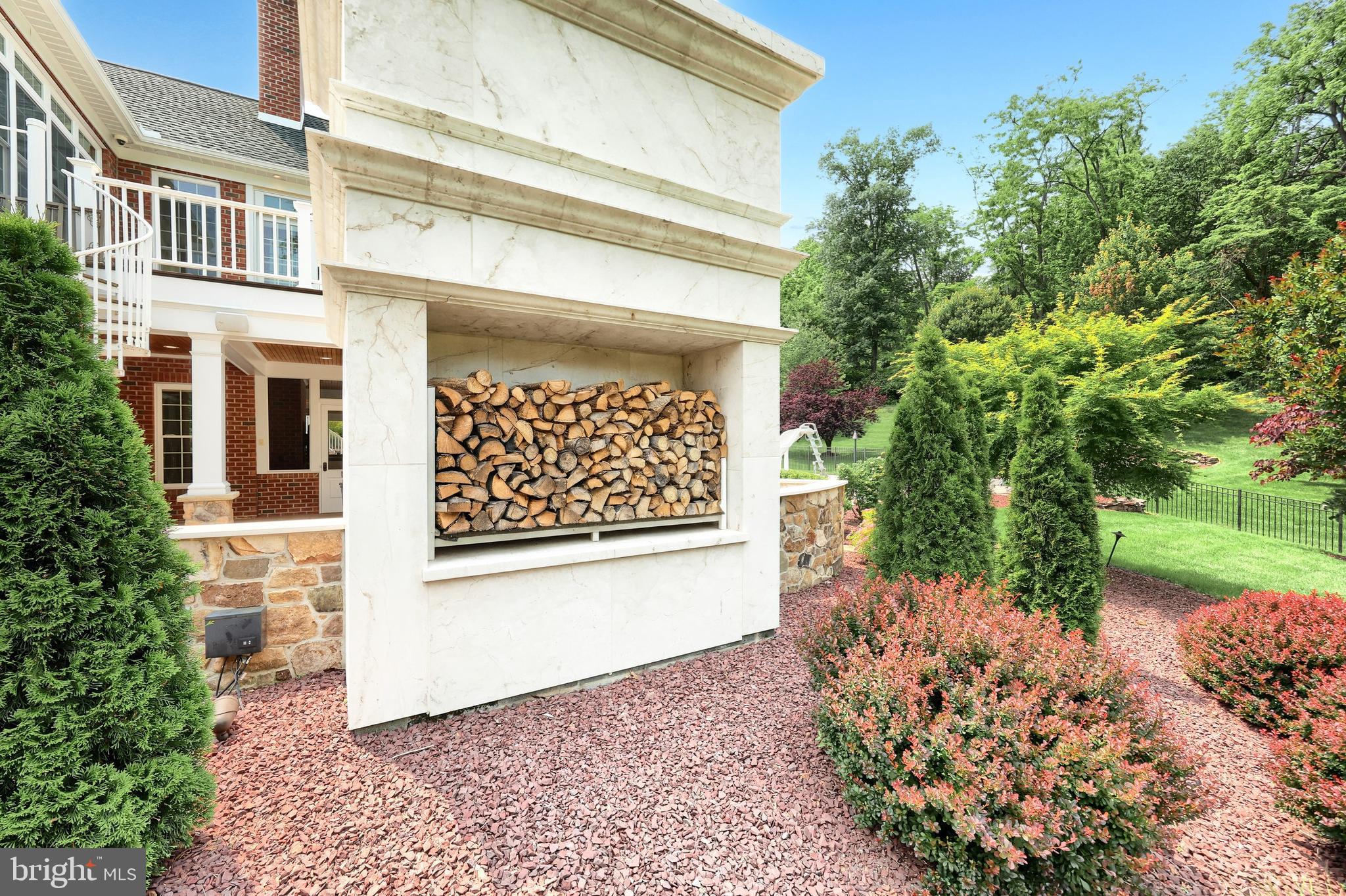 ROSENMILLER FARMS - Residential