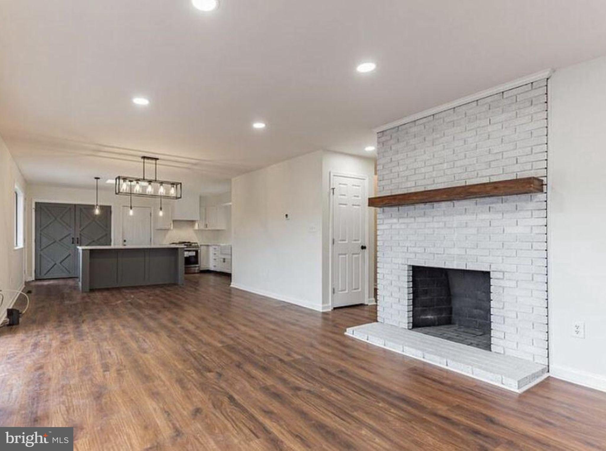 WHITE SANDS - Residential