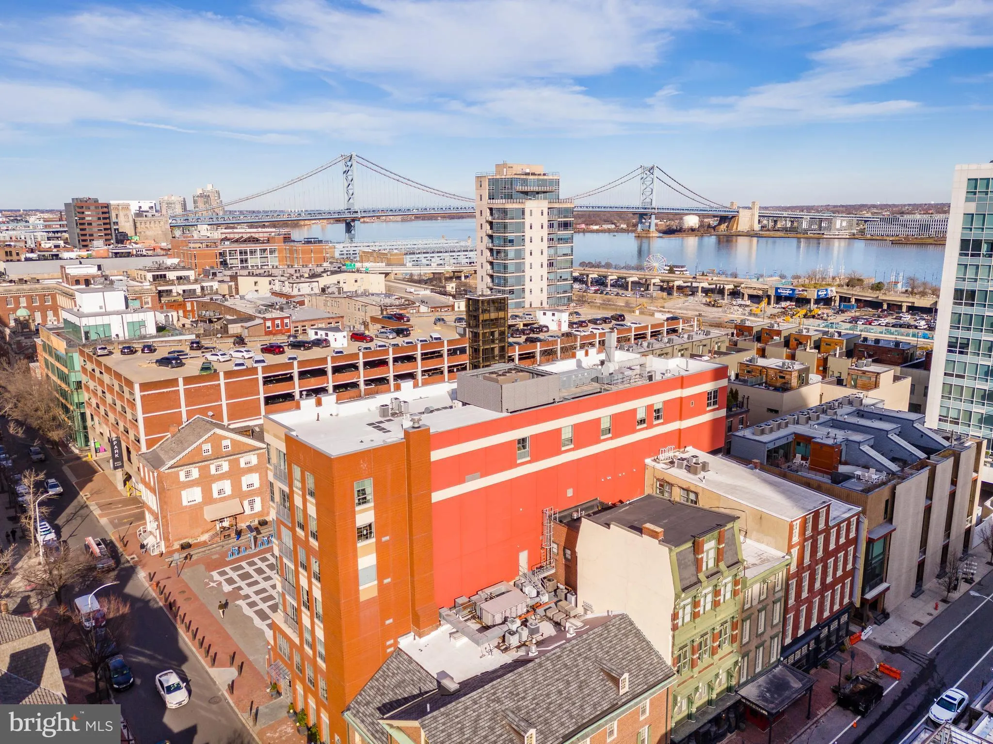 Philadelphia, Pennsylvania 19106, United States, 3 Bedrooms Bedrooms, ,3 BathroomsBathrooms,Residential,Contingent,84030