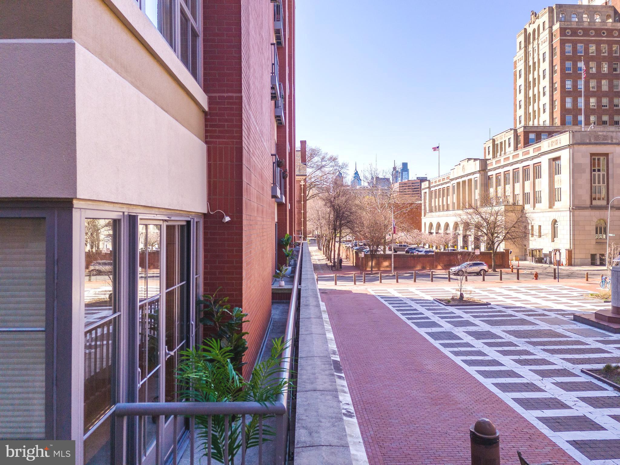 SOCIETY HILL - Residential