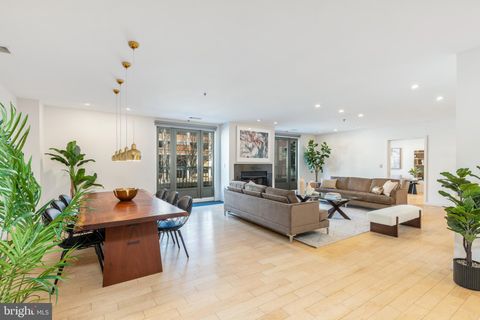 121 WALNUT STREET 35 203 PHILADELPHIA PA 19106