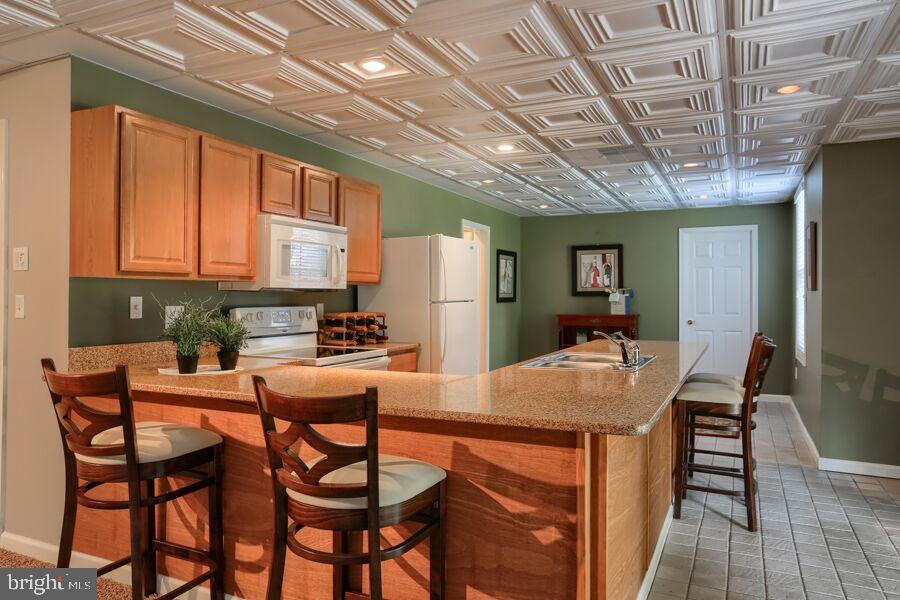 CLARENDON - Residential