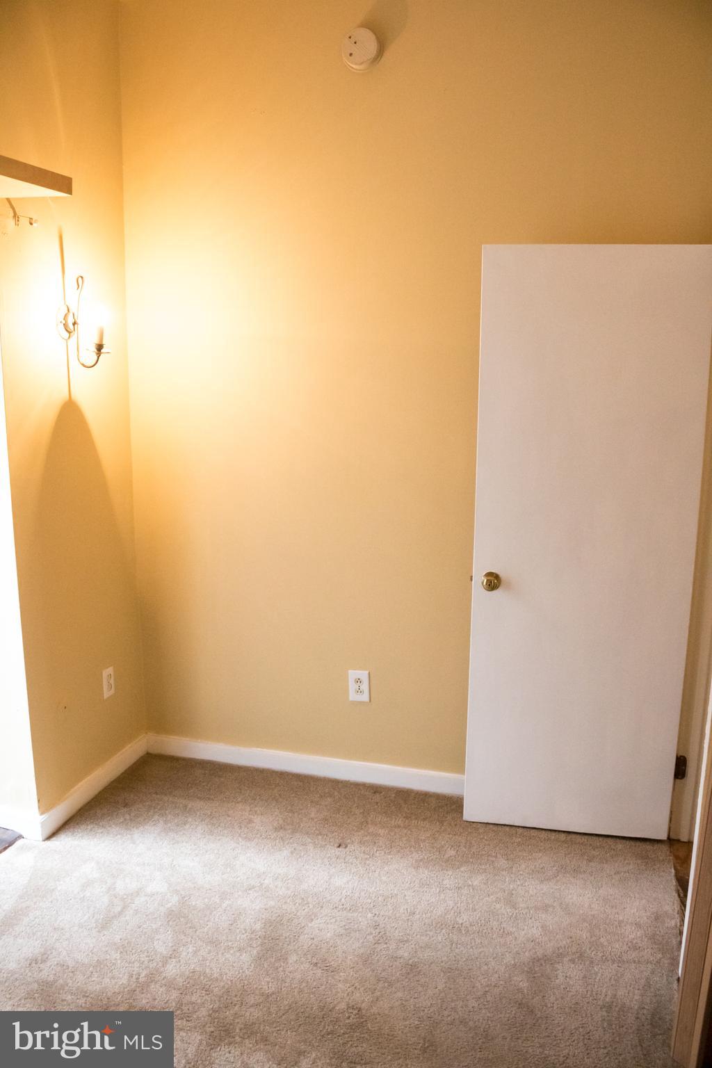 SOCIETY HILL - Residential Lease