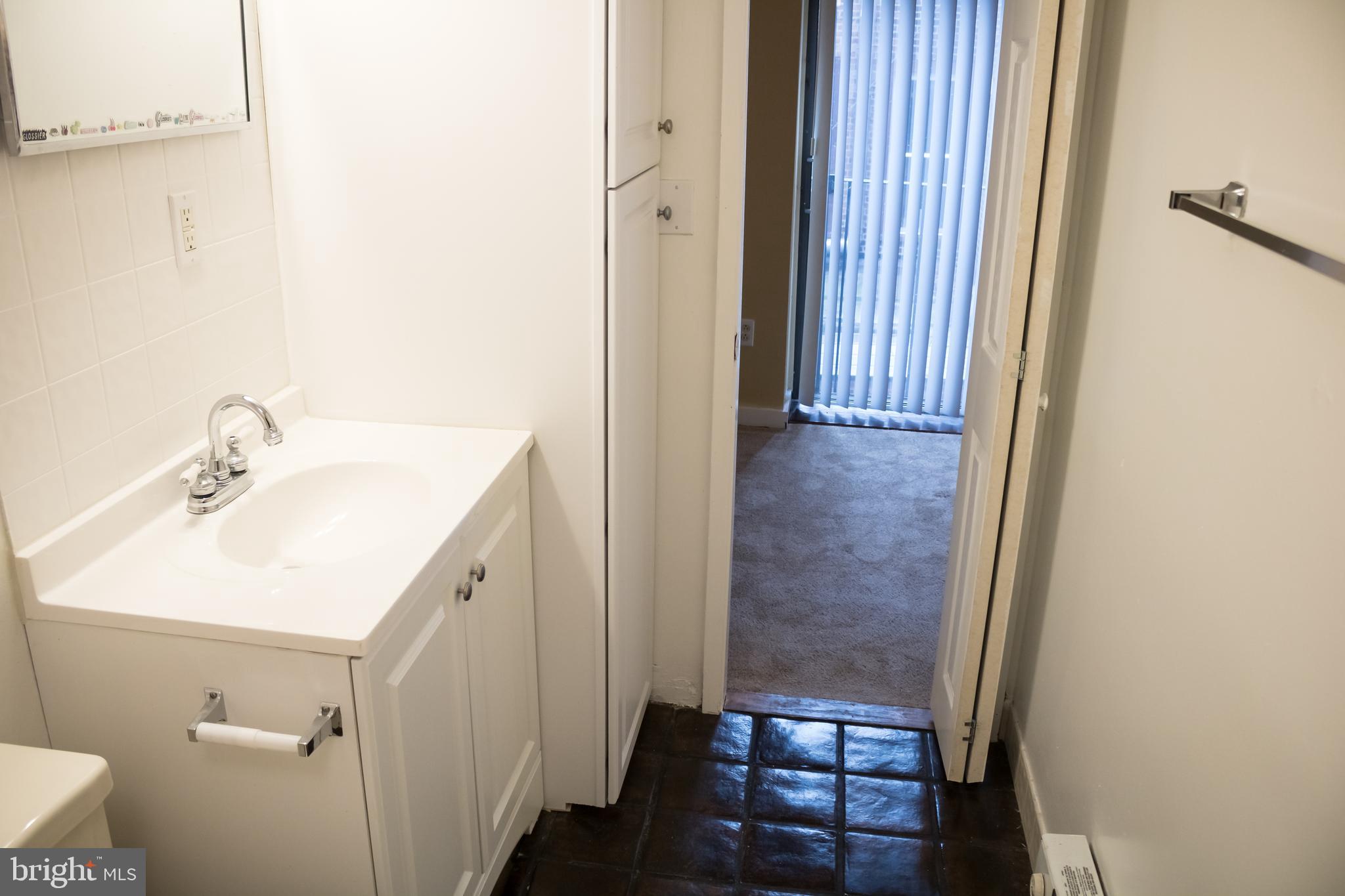 SOCIETY HILL - Residential Lease