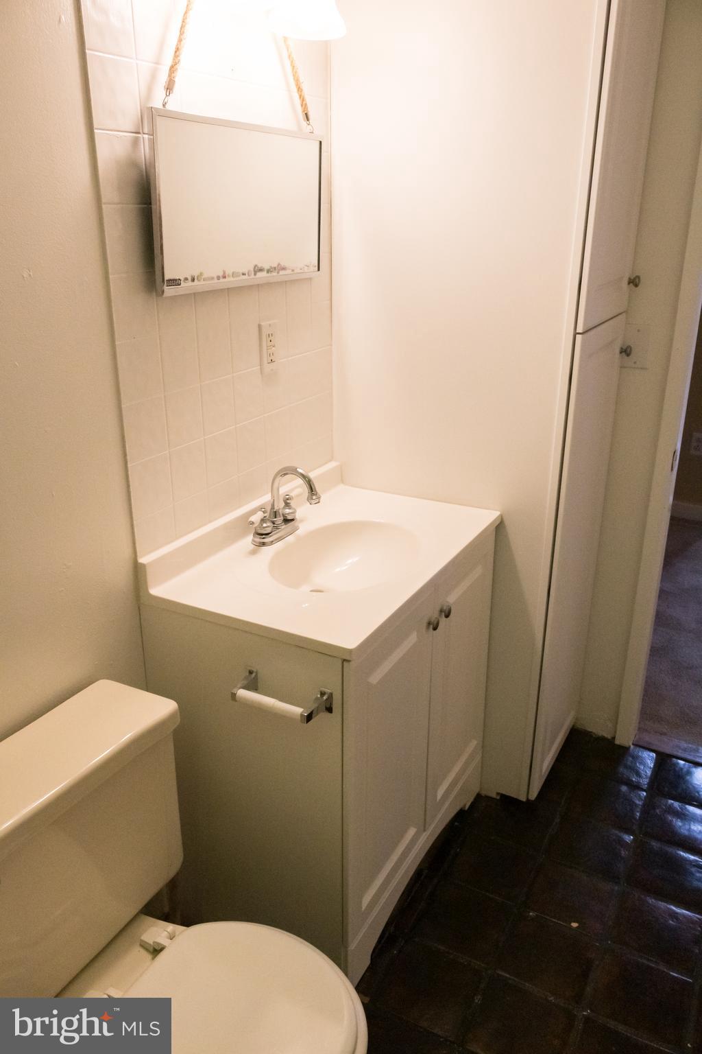 SOCIETY HILL - Residential Lease