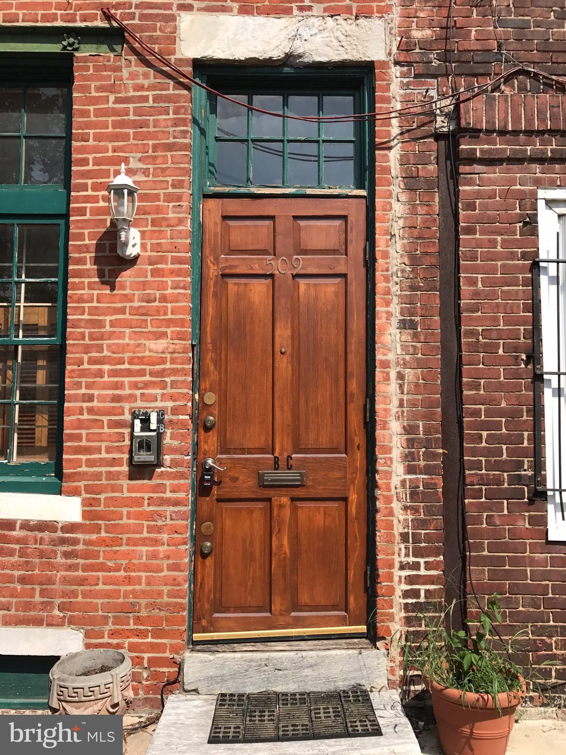 SOCIETY HILL - Residential Lease