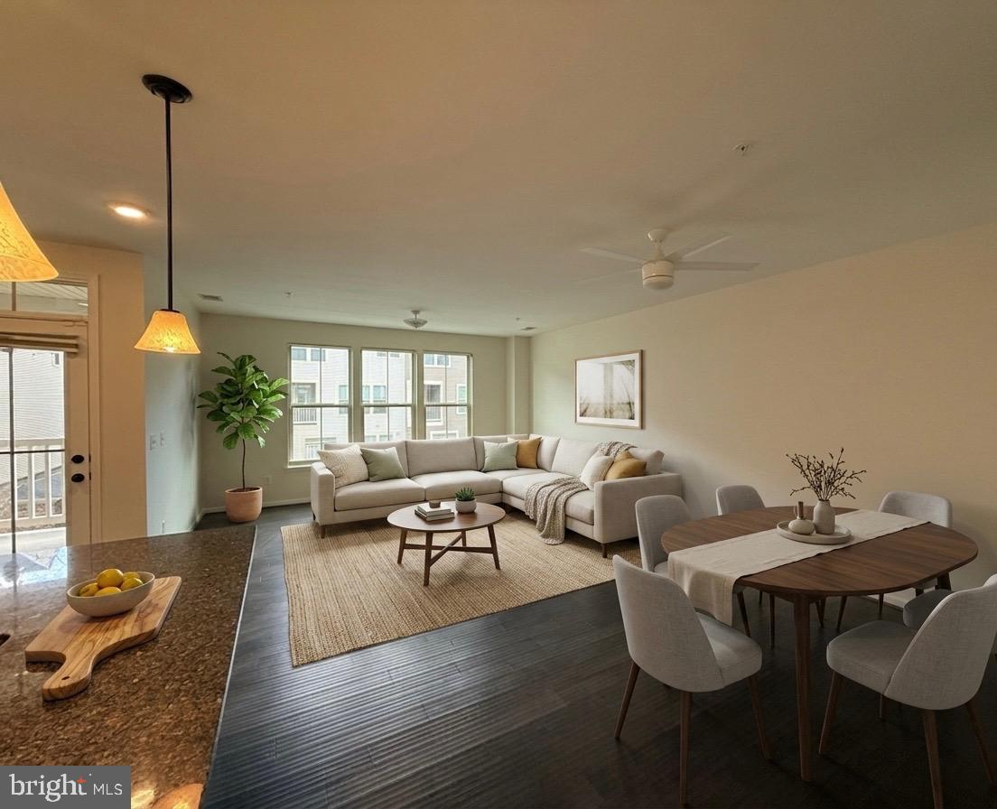 LOUDOUN CROSSING CONDOMINIUM - Residential