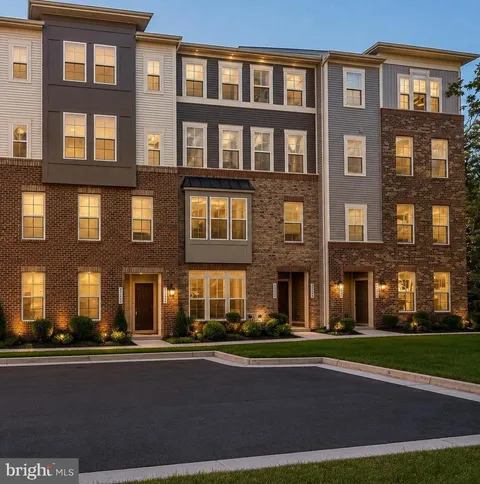 25354 Crested Iris Terrace, Aldie, VA MLS: VALO2124650