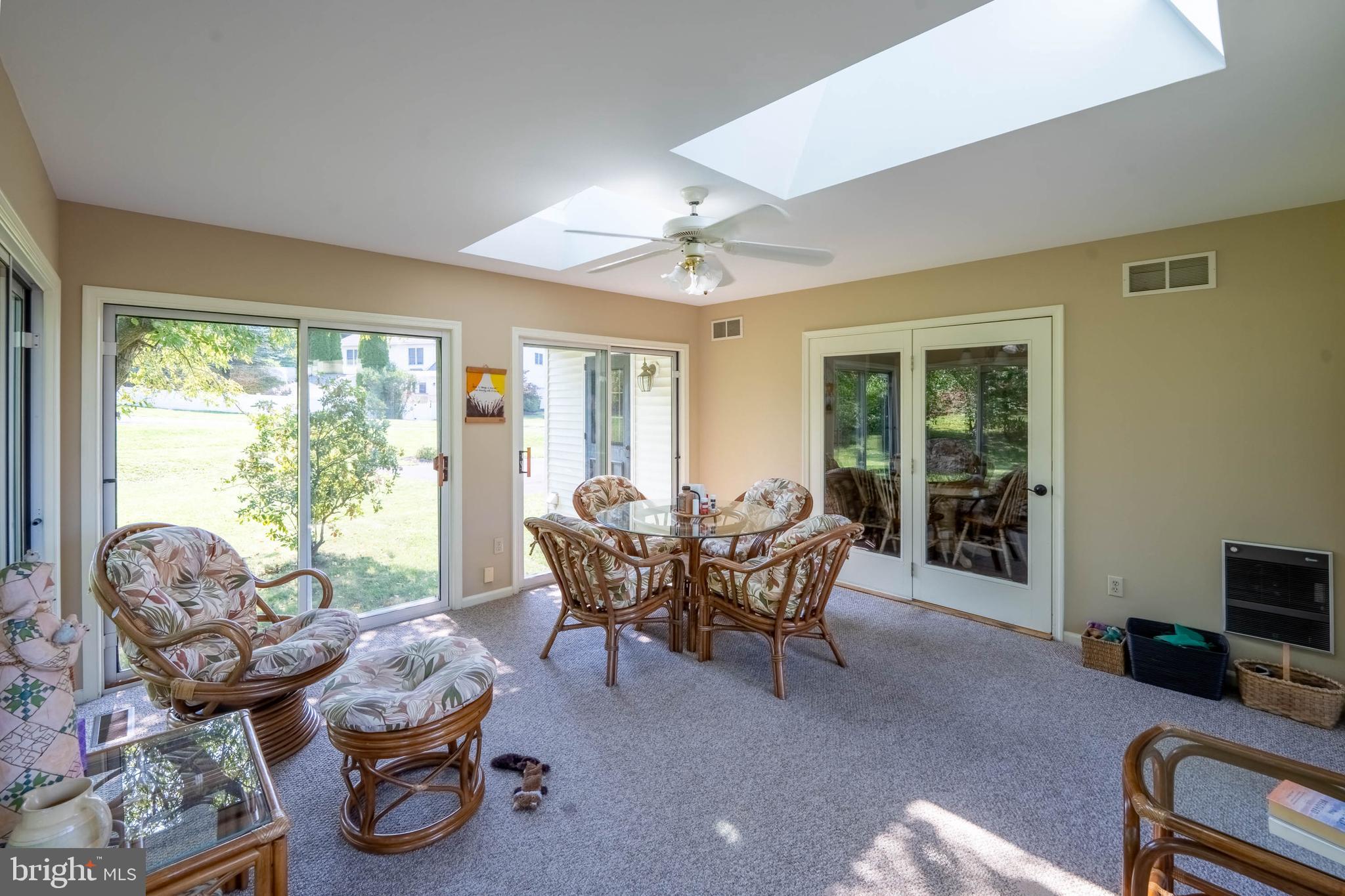 HICKORY HILL ESTATES - Residential