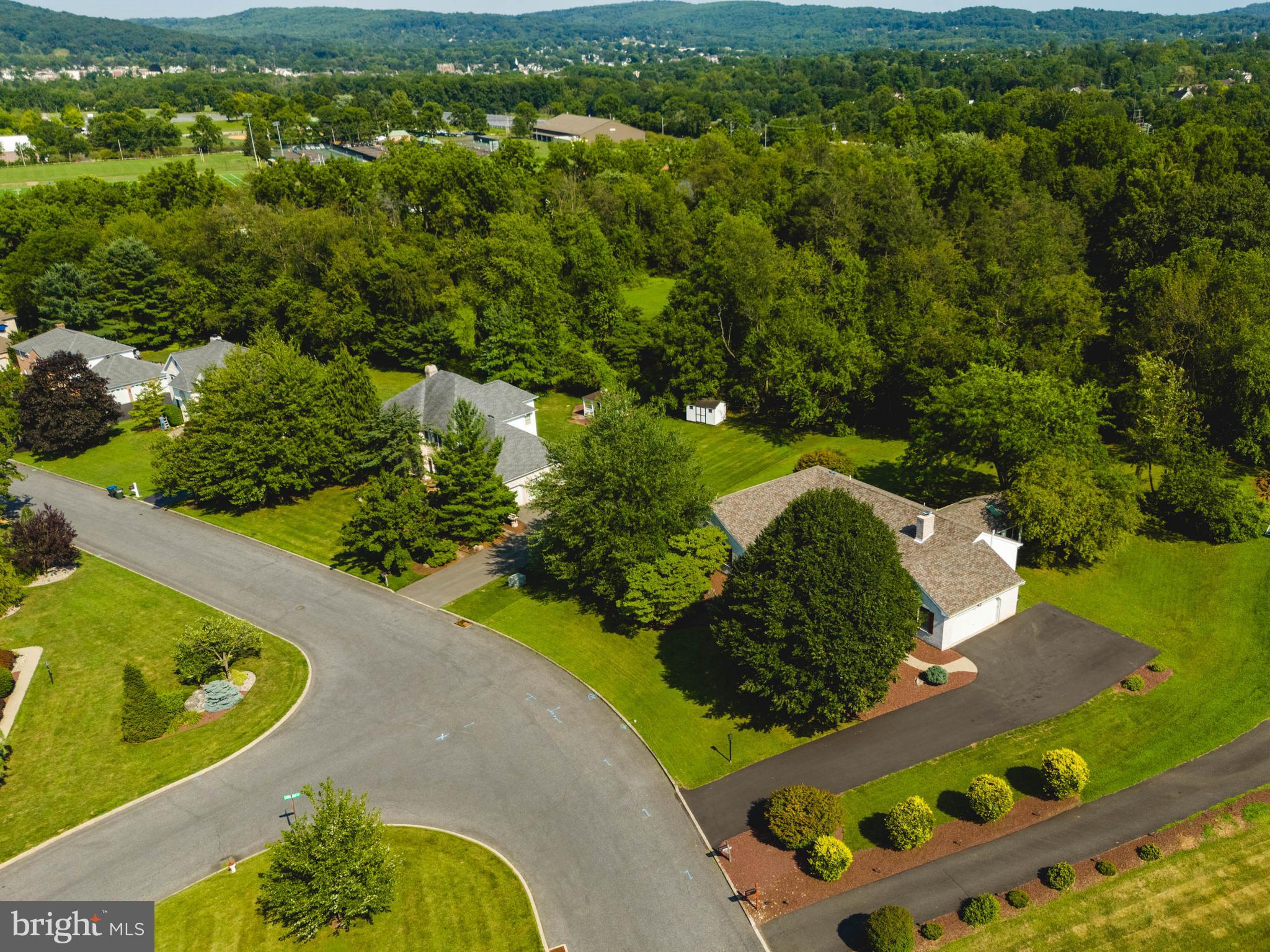 HICKORY HILL ESTATES - Residential