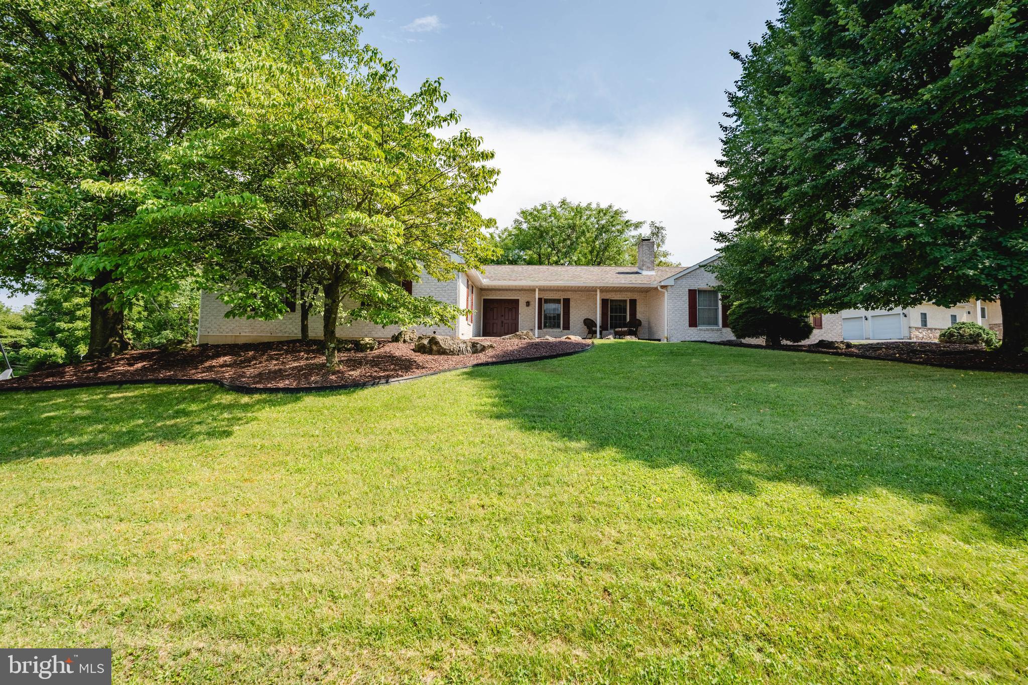 HICKORY HILL ESTATES - Residential